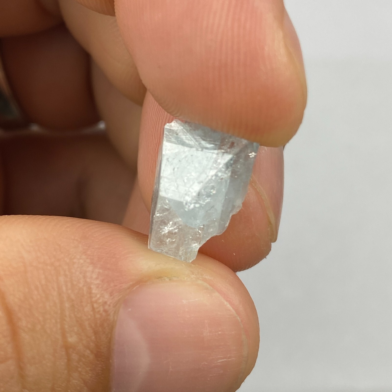 EUCLASE BLUE GEM CRYSTAL!! Gachalá, COLOMBIA 5.7 Carats / 1.13 grams