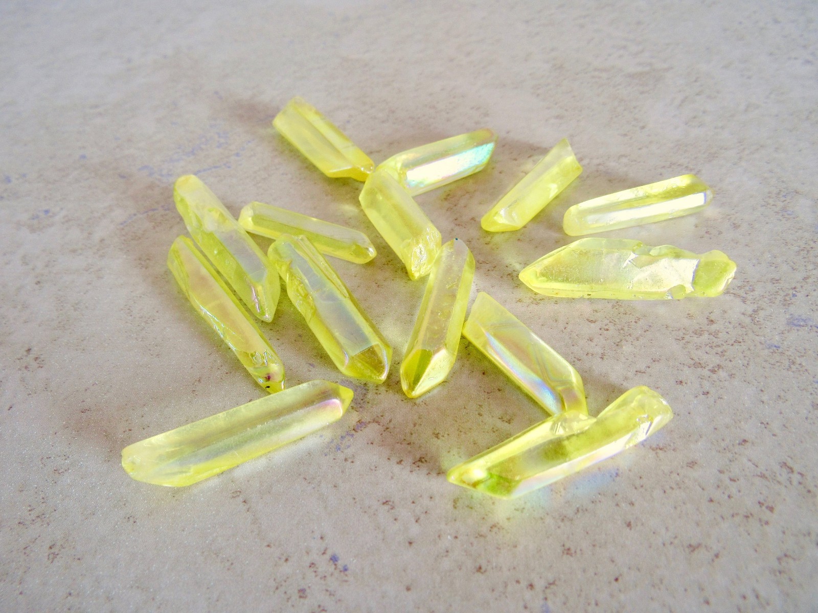 Sunshine Aura Quartz Stone Healing Crystal Gemstone Double Point Wand Reiki Ener