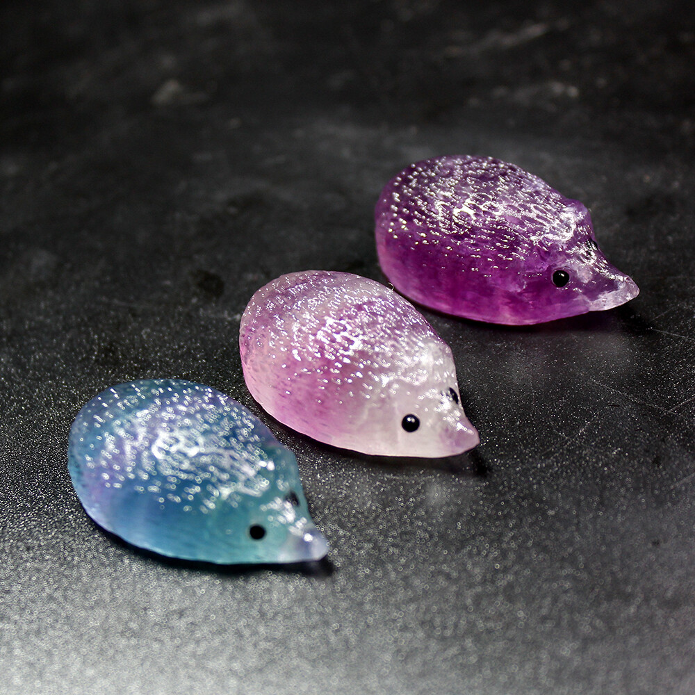 Natural Quartz Crystal Carving Rainbow Fluorite Hedgehog Stone Healing