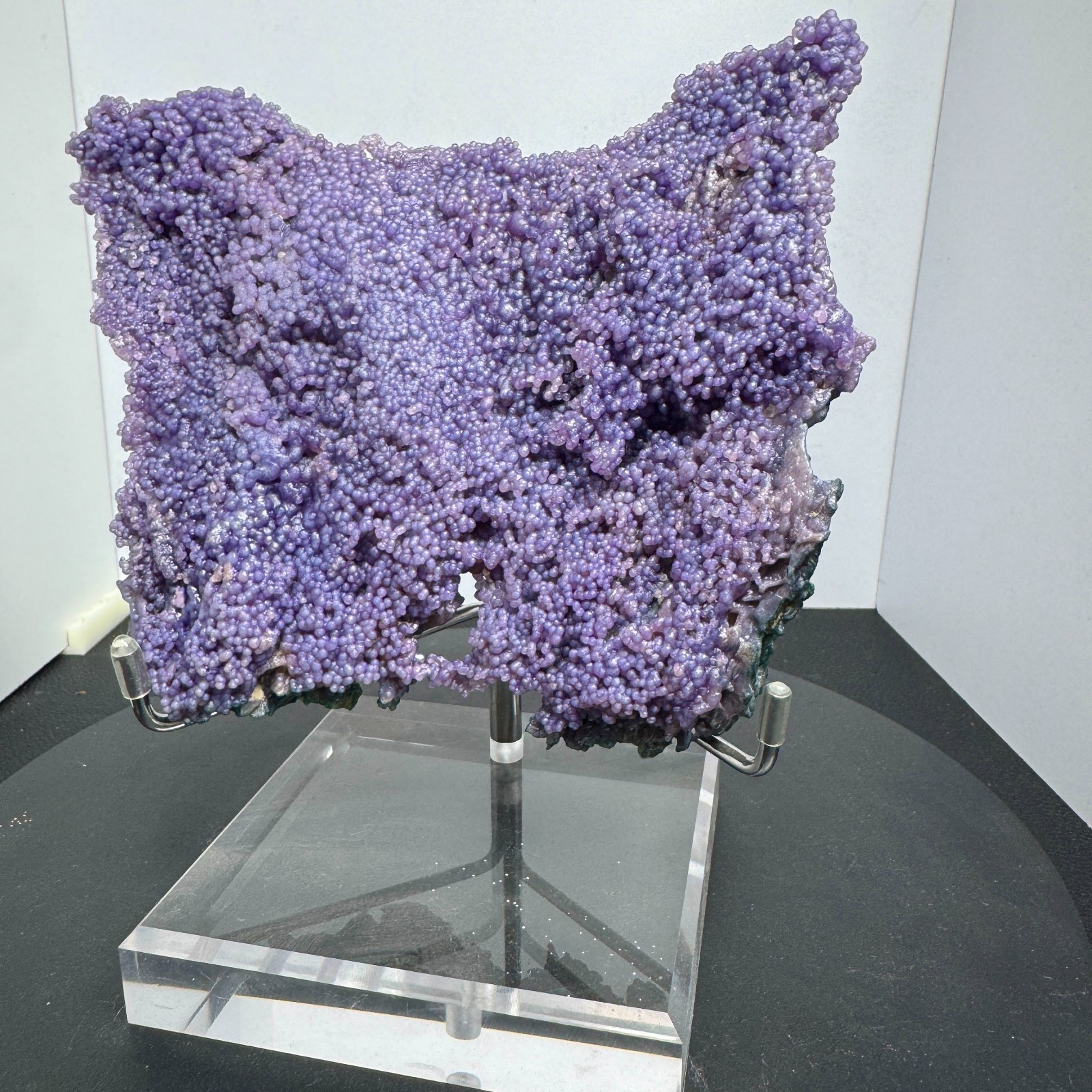 695G Natural purple grape agate quartz crystal granular mineral specimen
