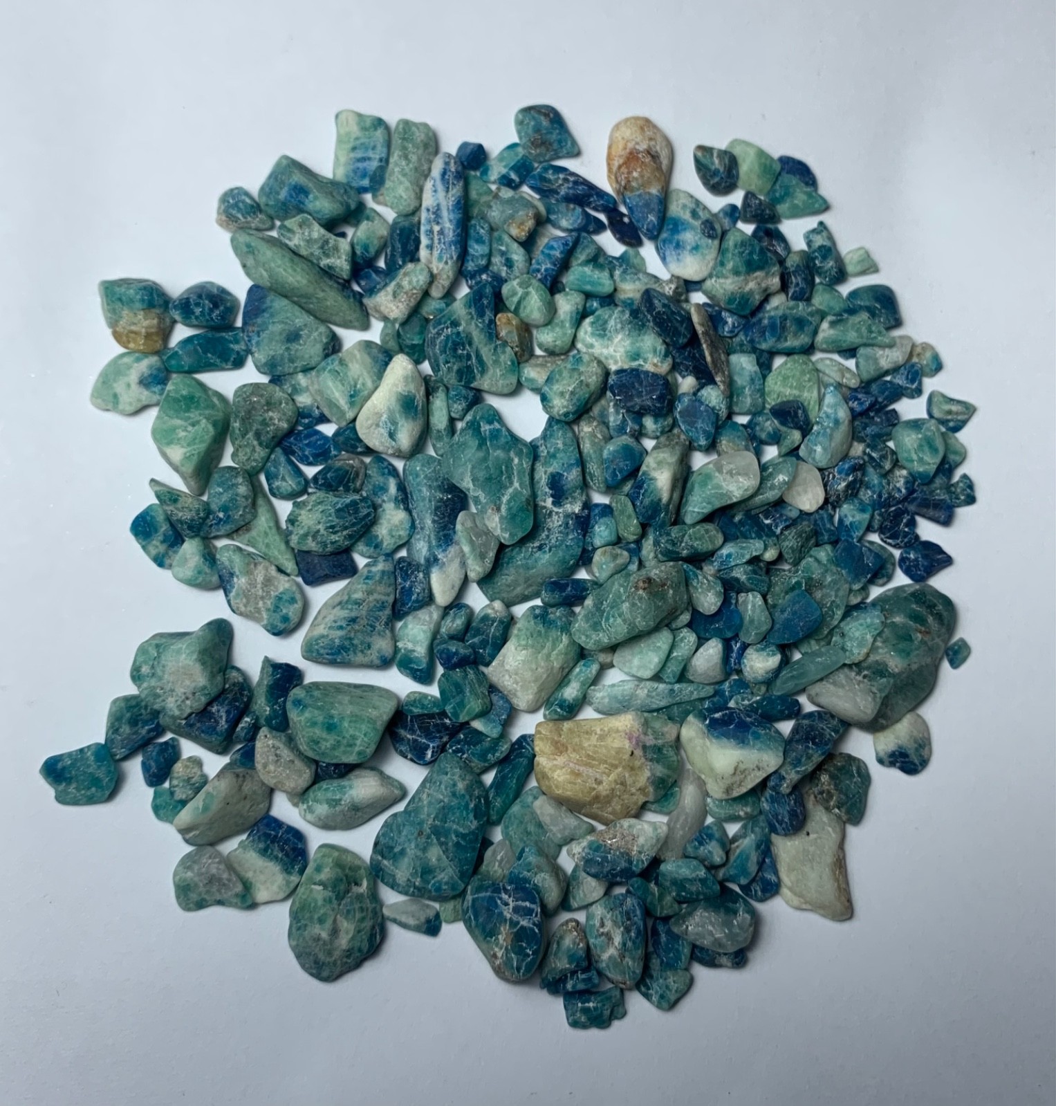 250 Carats Fluorescent Hackmanite Rough lot Afghanistan