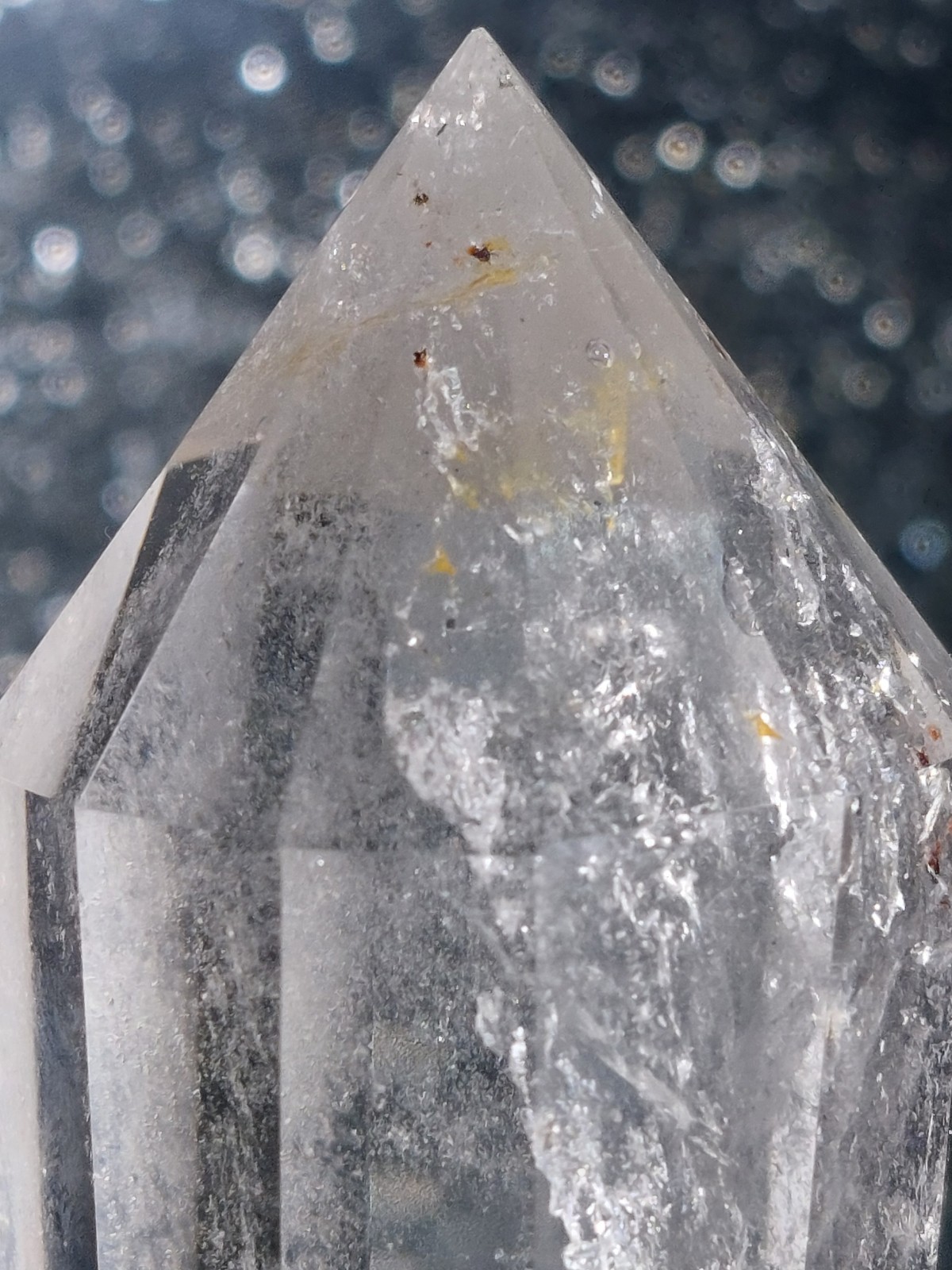 Clear Quartz 12-Sided Vogel Wand 164.9g 14.9cm w/ Rainbow Master Healer
