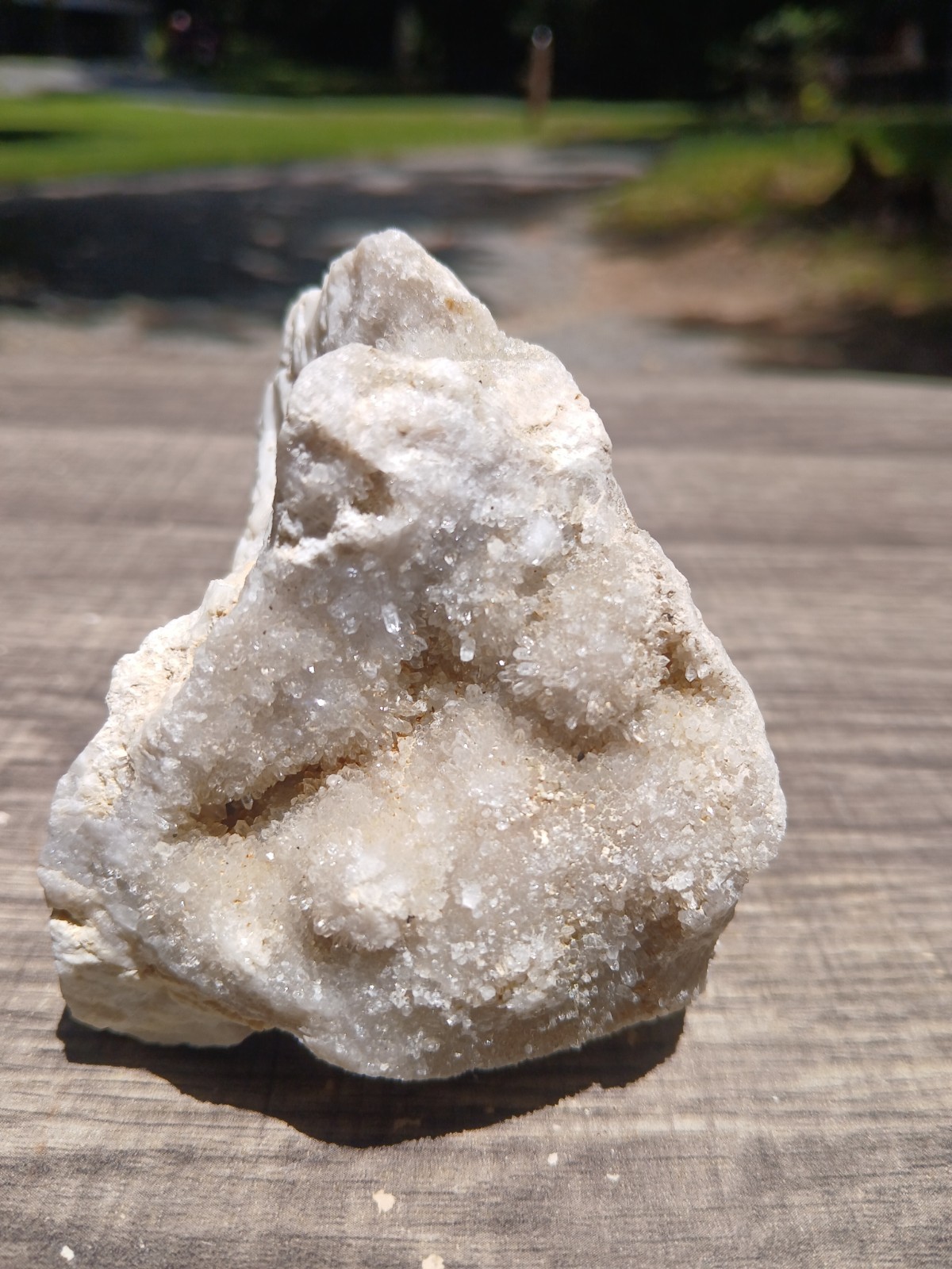 Rocking Duo Bundle: Red Accented Quartz Cluster And Grey Druzy Quartz