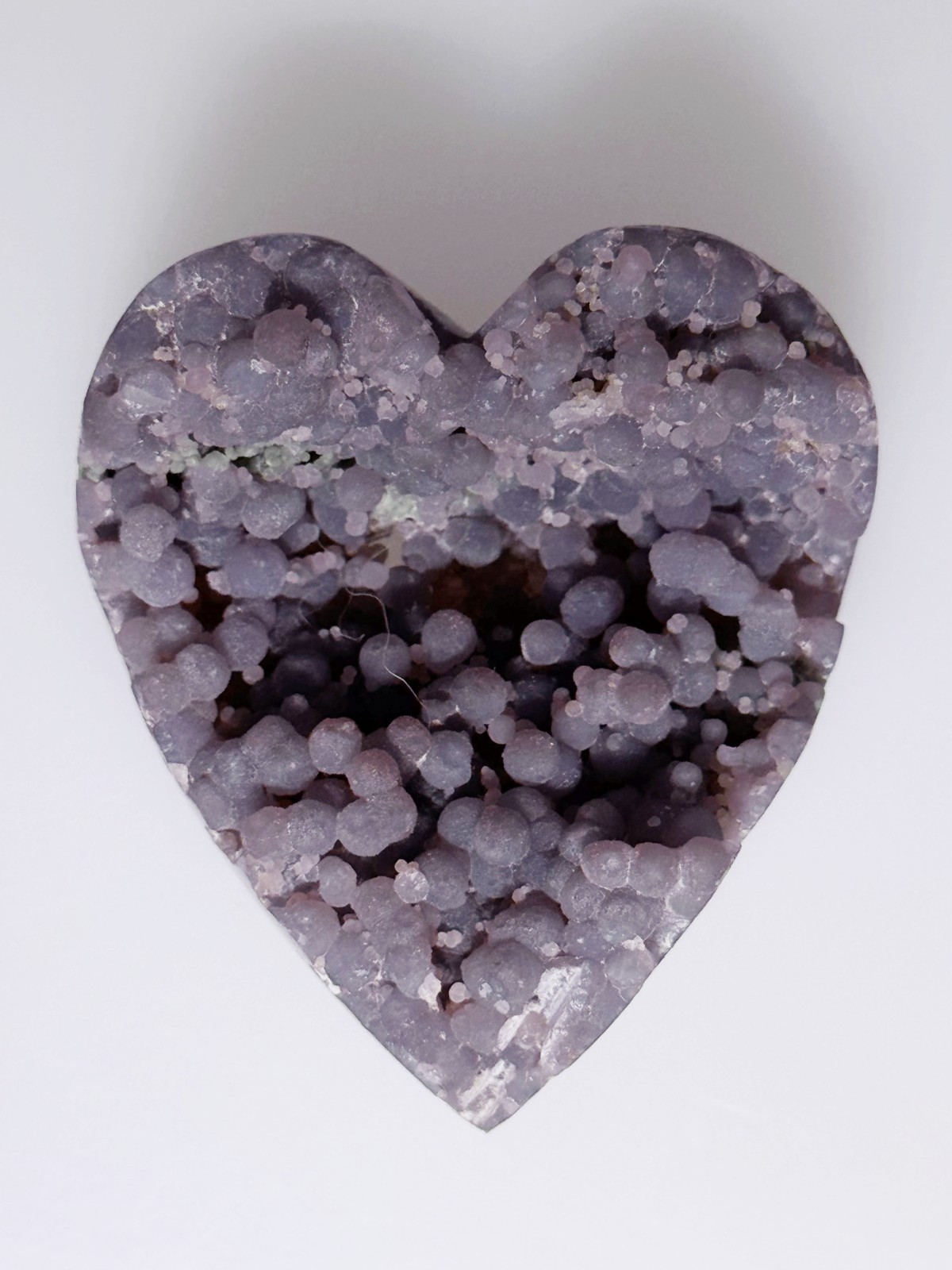 Heart shaped natural Grape Agate gemstone specimen, 53 grams