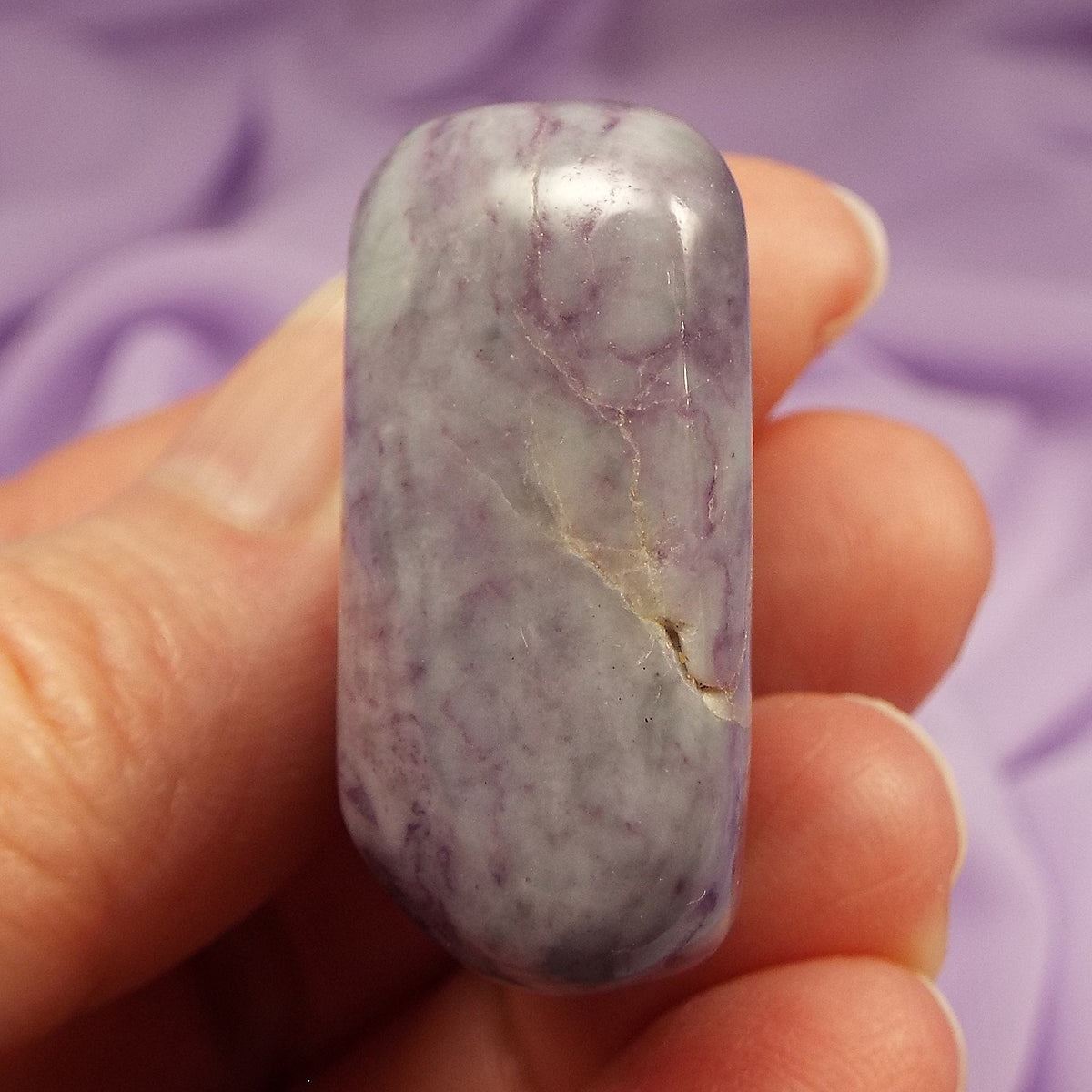 Clearance – Rare Kammererite and Serpentine smooth stone 27g SN33678