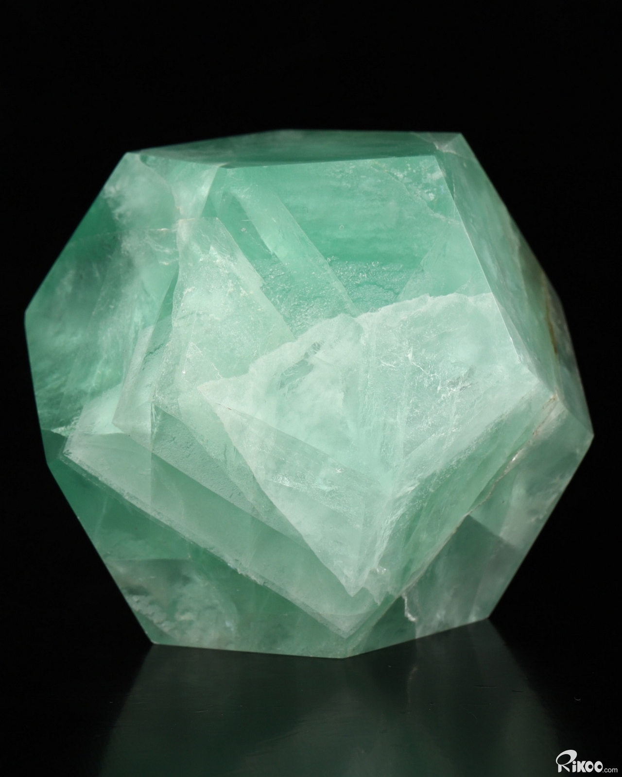 2.9″ Fluorite Carved Crystal Dodecahedron