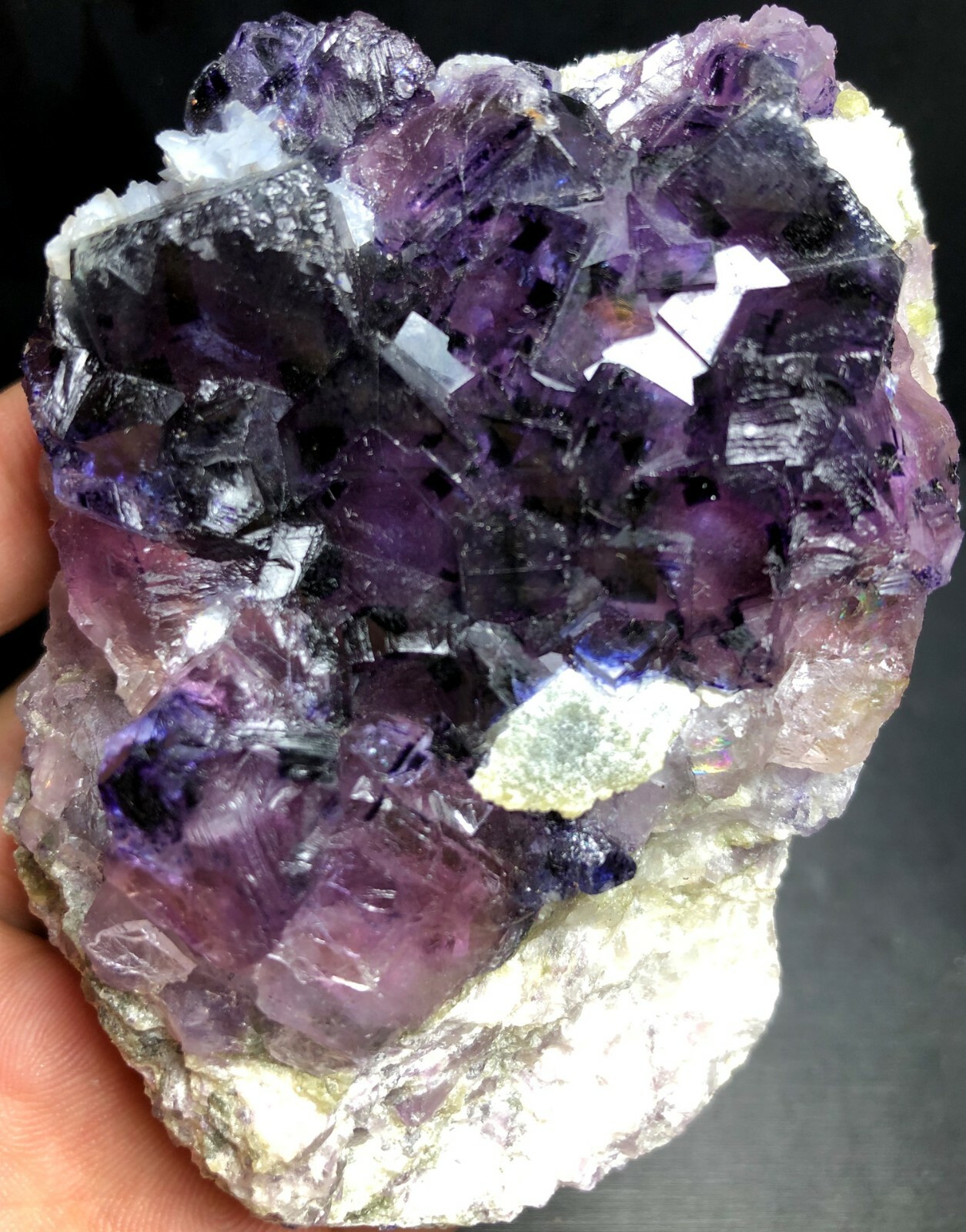 373g NATURAL Fantastic Cubic Purple “chip” FLUORITE QUARTZ Crystal a643