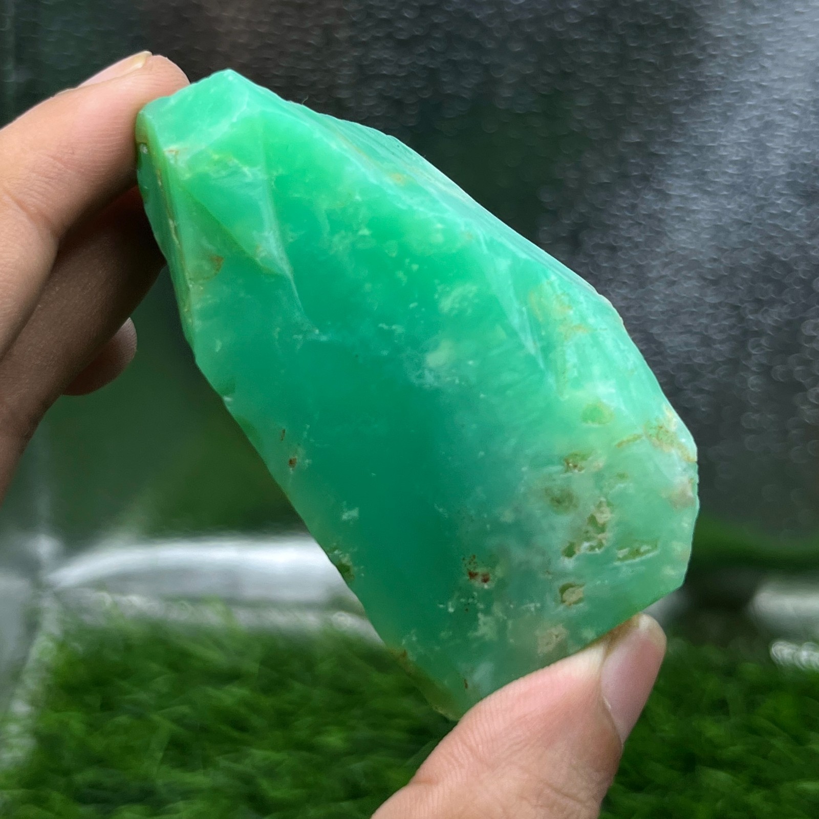 Rare Green Chrysoprase Rough Stone 639Ct Natural Gem Specimen Nugget