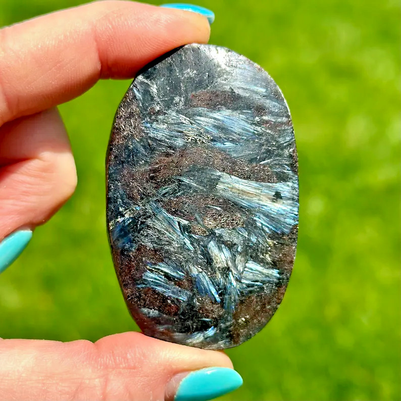 2025NEW Large Arfvedsonite PalmStone 1pc Healing Reiki Stone Gift Home Decor