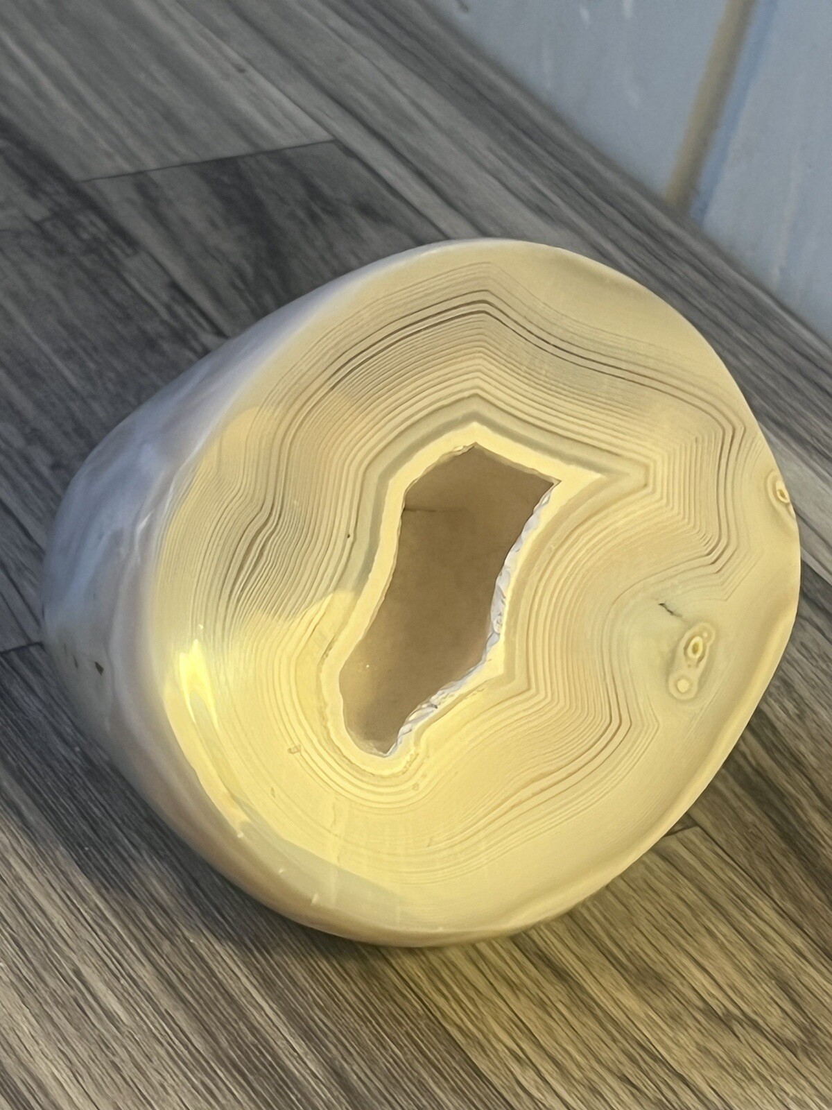 Orca Agate Freeform w/ Druzzy Geode | Off White Chalcedony 2.116 Lbs | 4.186 In
