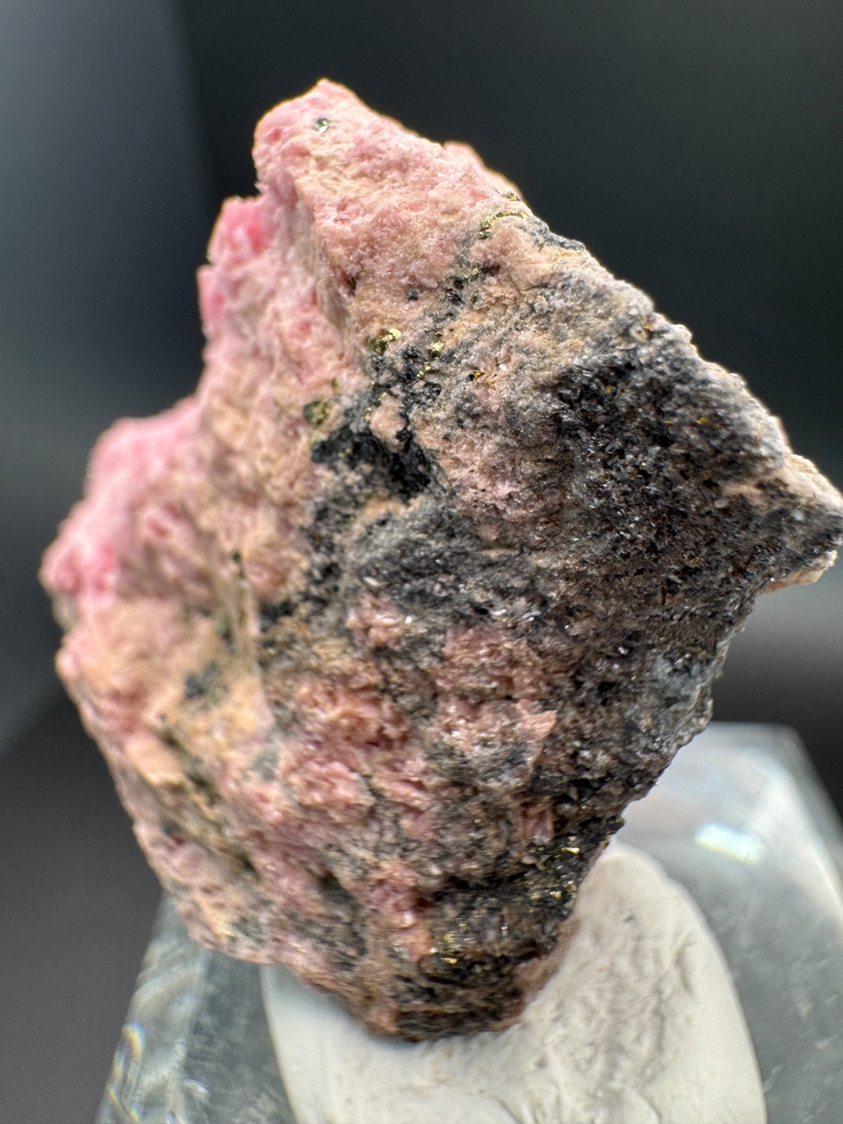 6862 RARE Pink Rhodonite Crystals Huanzala, Peru 35g