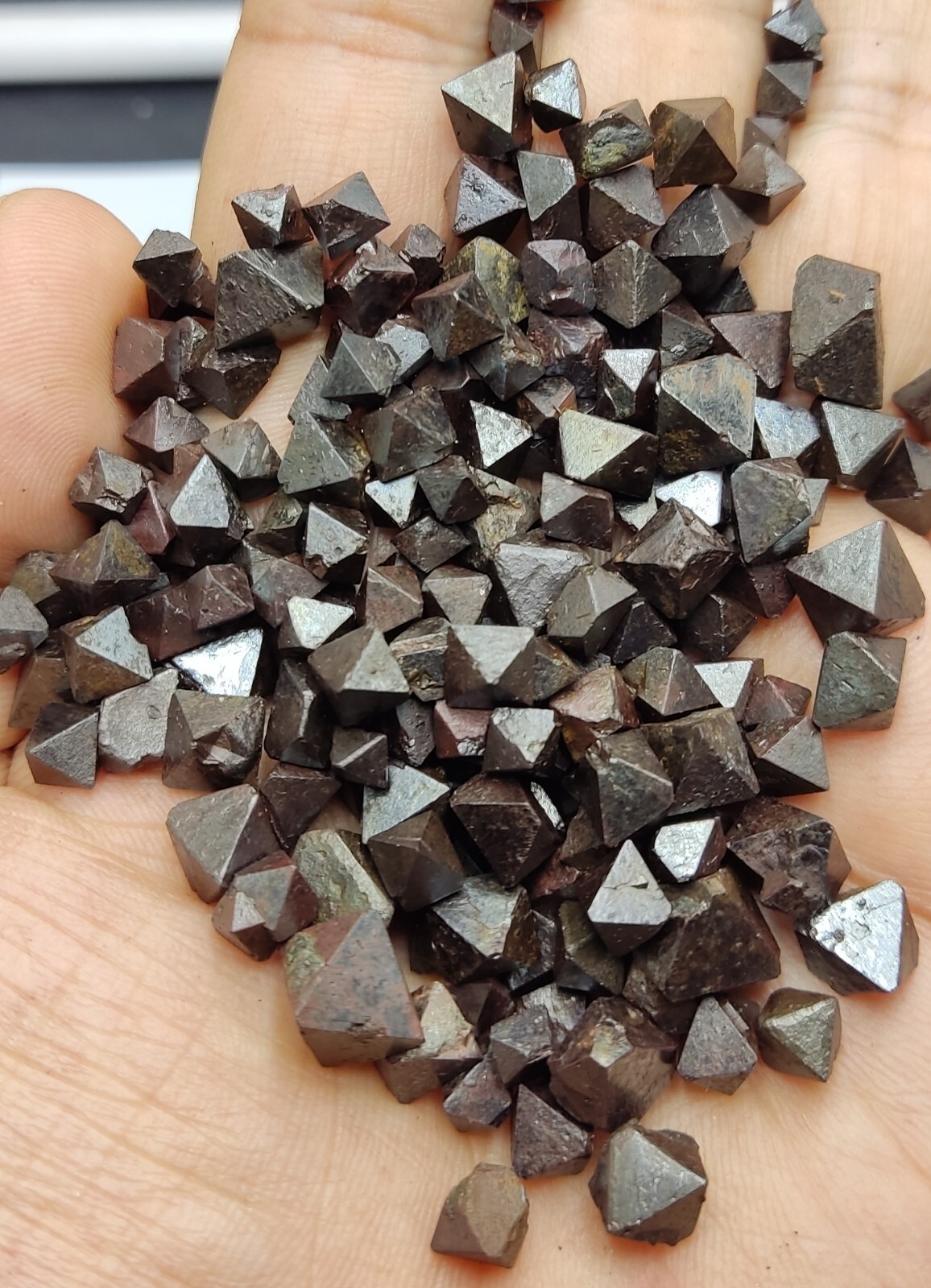 500 grams Magnetite Crystals