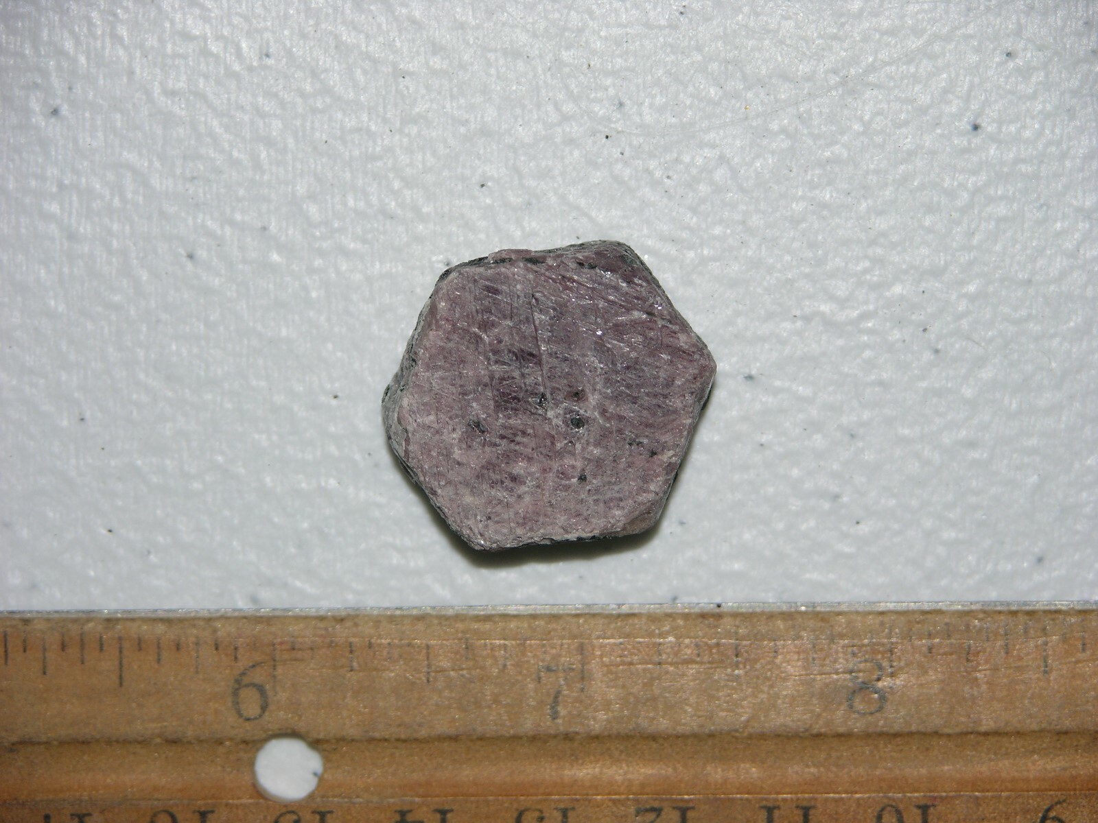 Ruby Recorder Crystal natural red ruby Madagascar 3/4 x 1 inch R41