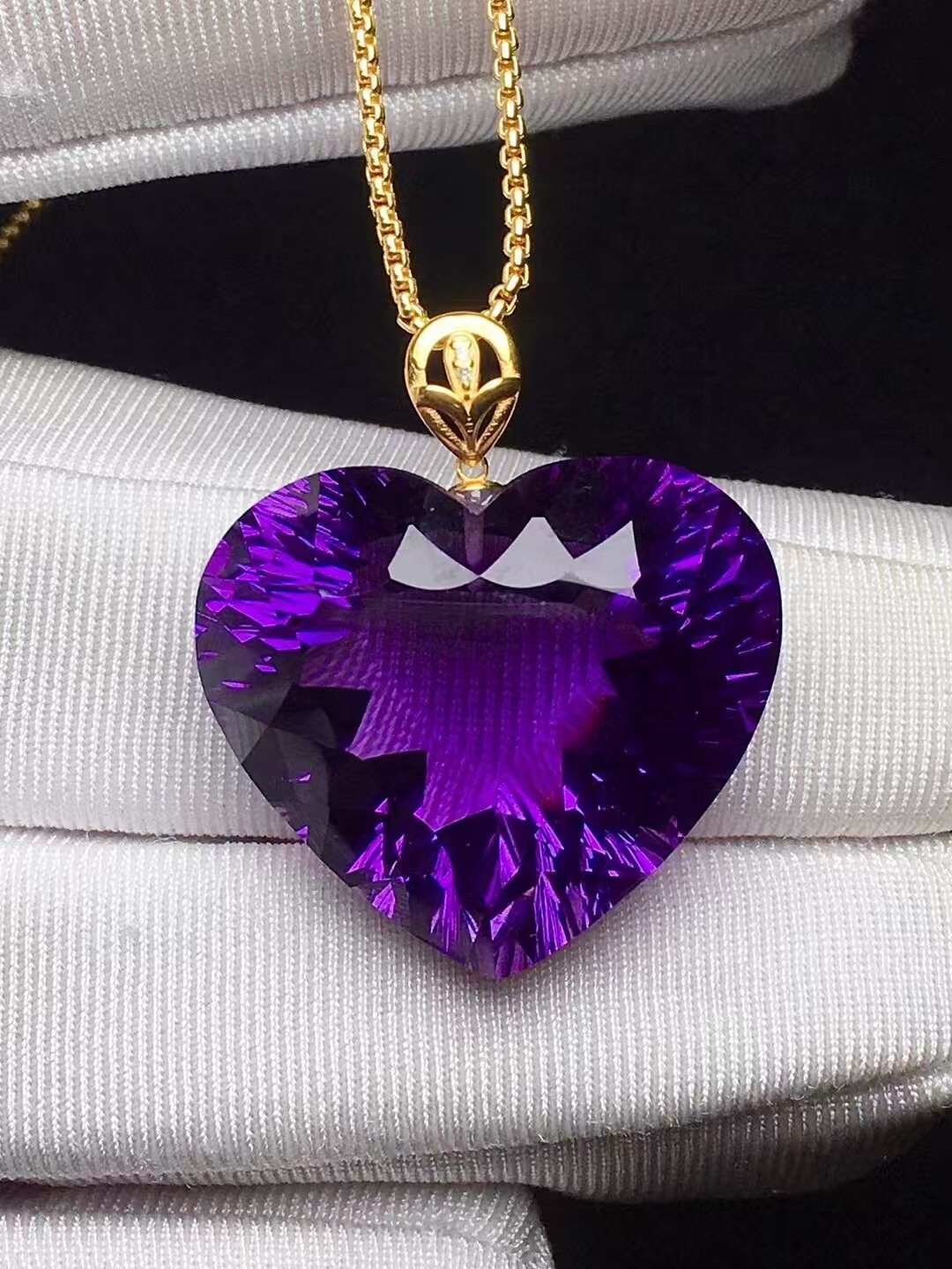 Natural Uruguay Amethyst Quartz Purple pendant AAAAAA for Adults