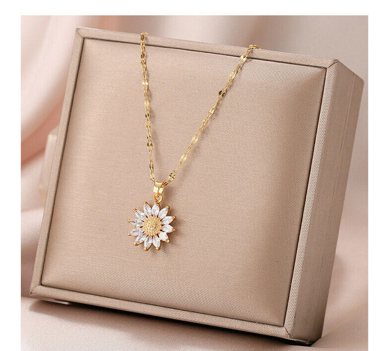Women’s Fashion Jewelry Gold Cubic Zircon Sunflower Pendant Necklace 1PC