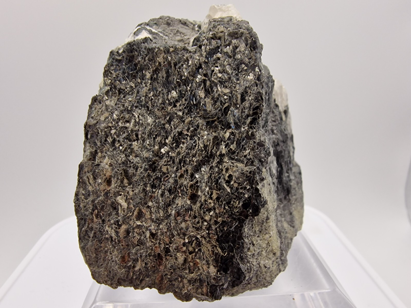Apatite on Quartz From Ickorbotten Mine , Ludvika , Kopparbergs län , Sweden
