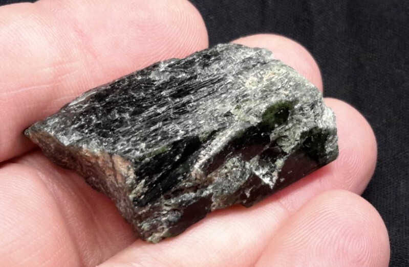 38mm CHROME DIOPSIDE from Badakhshan, Afghanistan