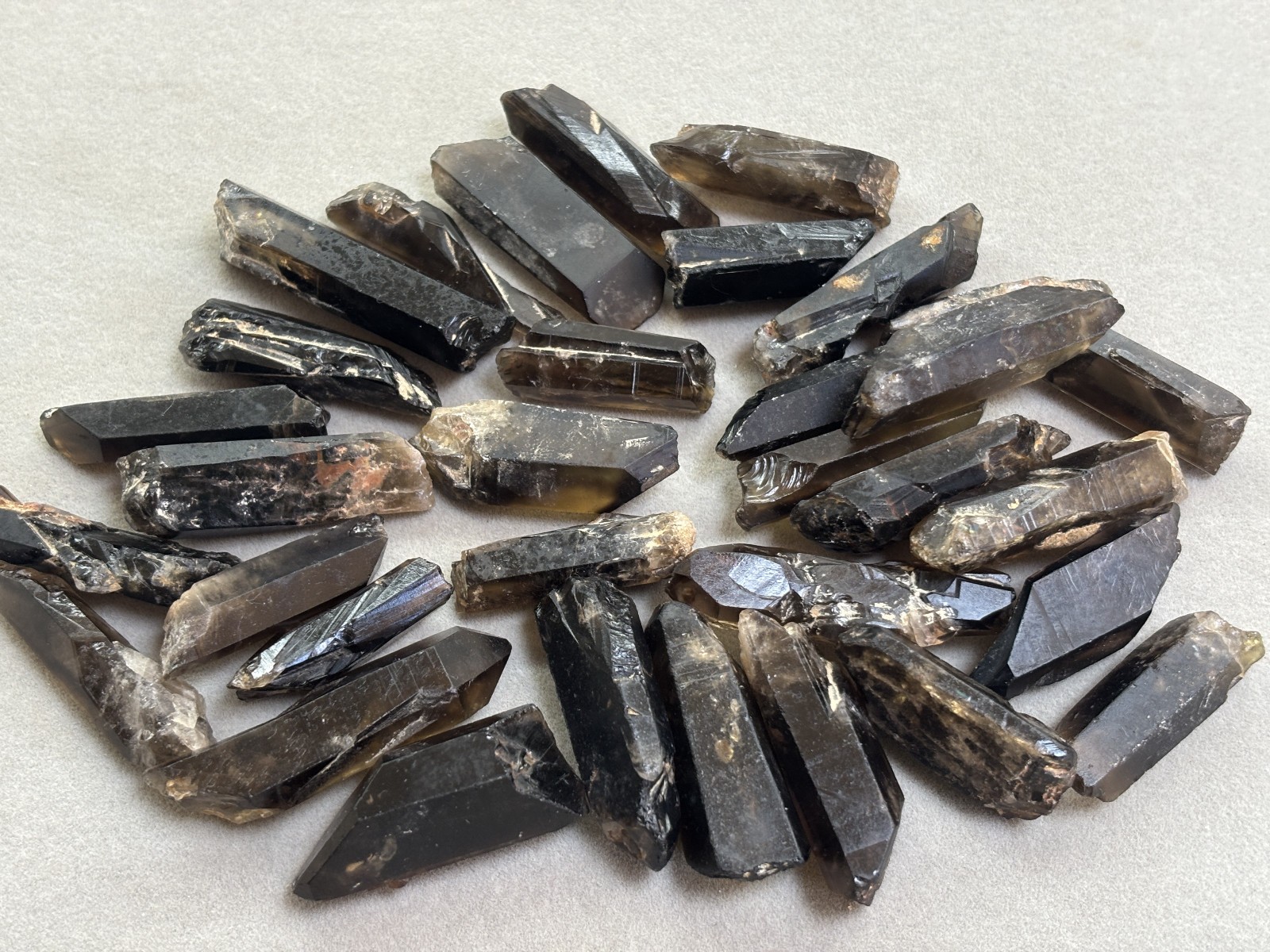1/2LB Dark Smokey Morion Quartz Rough Black Smoky Crystal Terminated Points