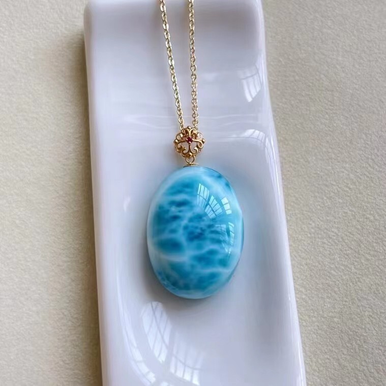Genuine Natural Blue Larimar Gemstone Elliptical shape Lady Pendant AAAAA18K