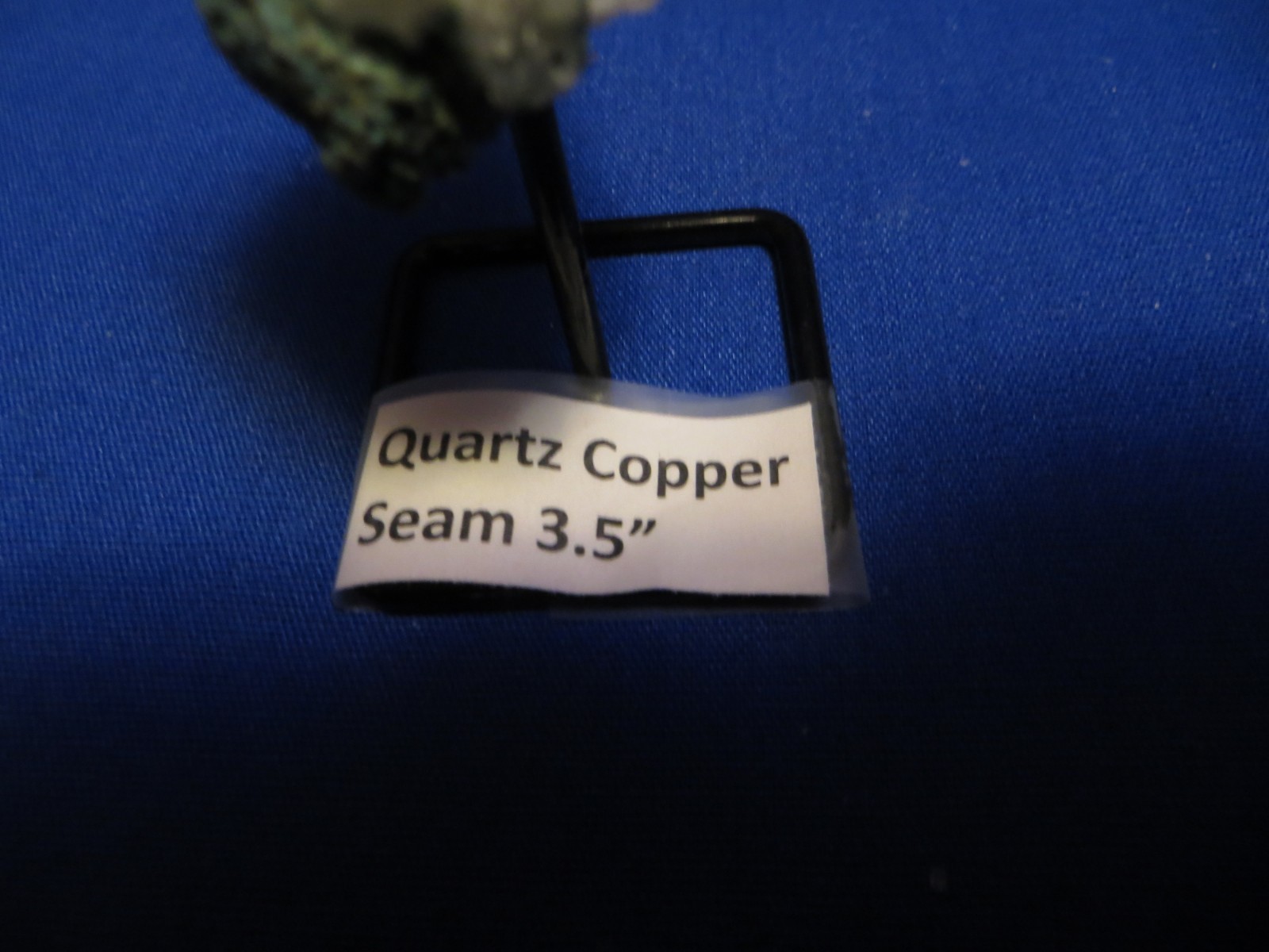New! Natural Earth Mined Quartz Copper Seam Black Metal Stand Free Shipping
