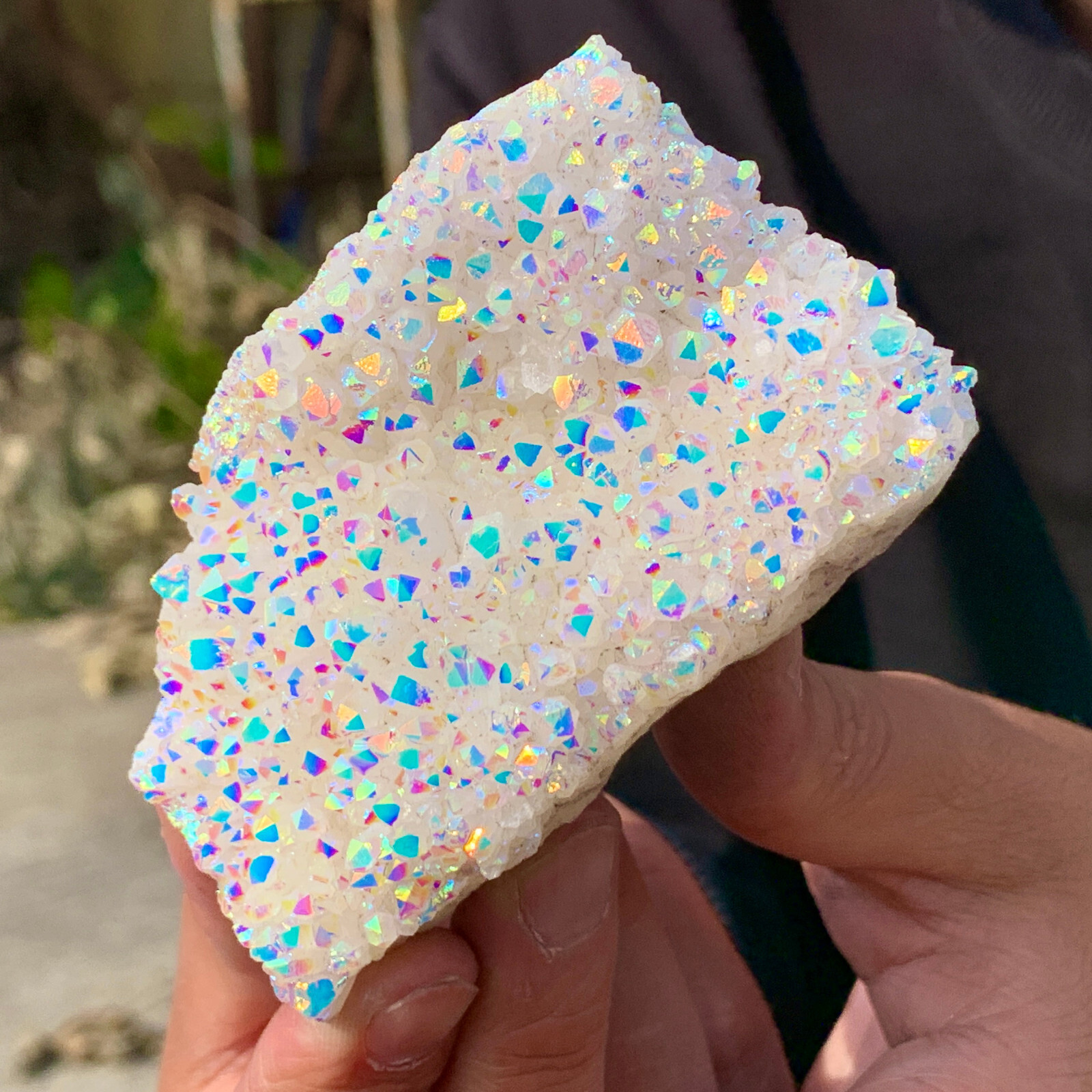 189G Titanium coated colorful feather layer Kyanite bladder specimen