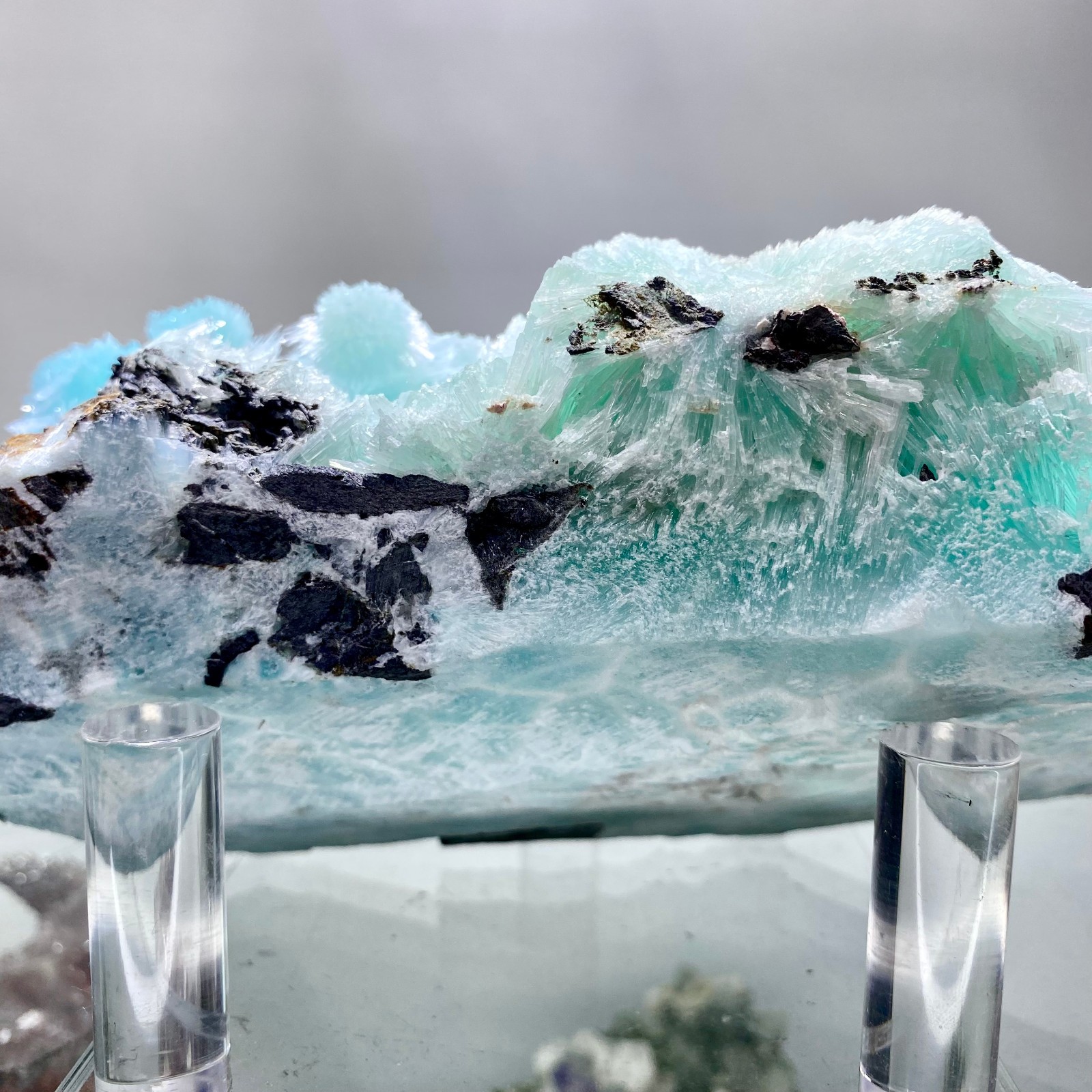 4.7LB patterned natural blue textured crystal, Chinese blue Aragon stone