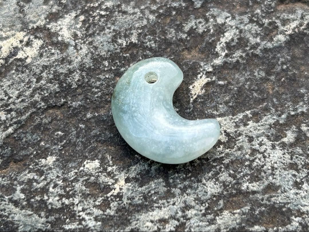 Natural Myanmar Ice Jadeite Magatama Comma Bead Translucent Grade A Jade 18mm