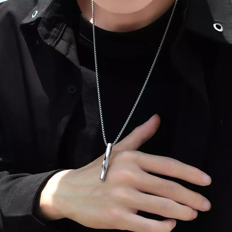 Men’s Fashion Jewelry Minimalist Twisted Silver Bar Pendant Necklace 1PC