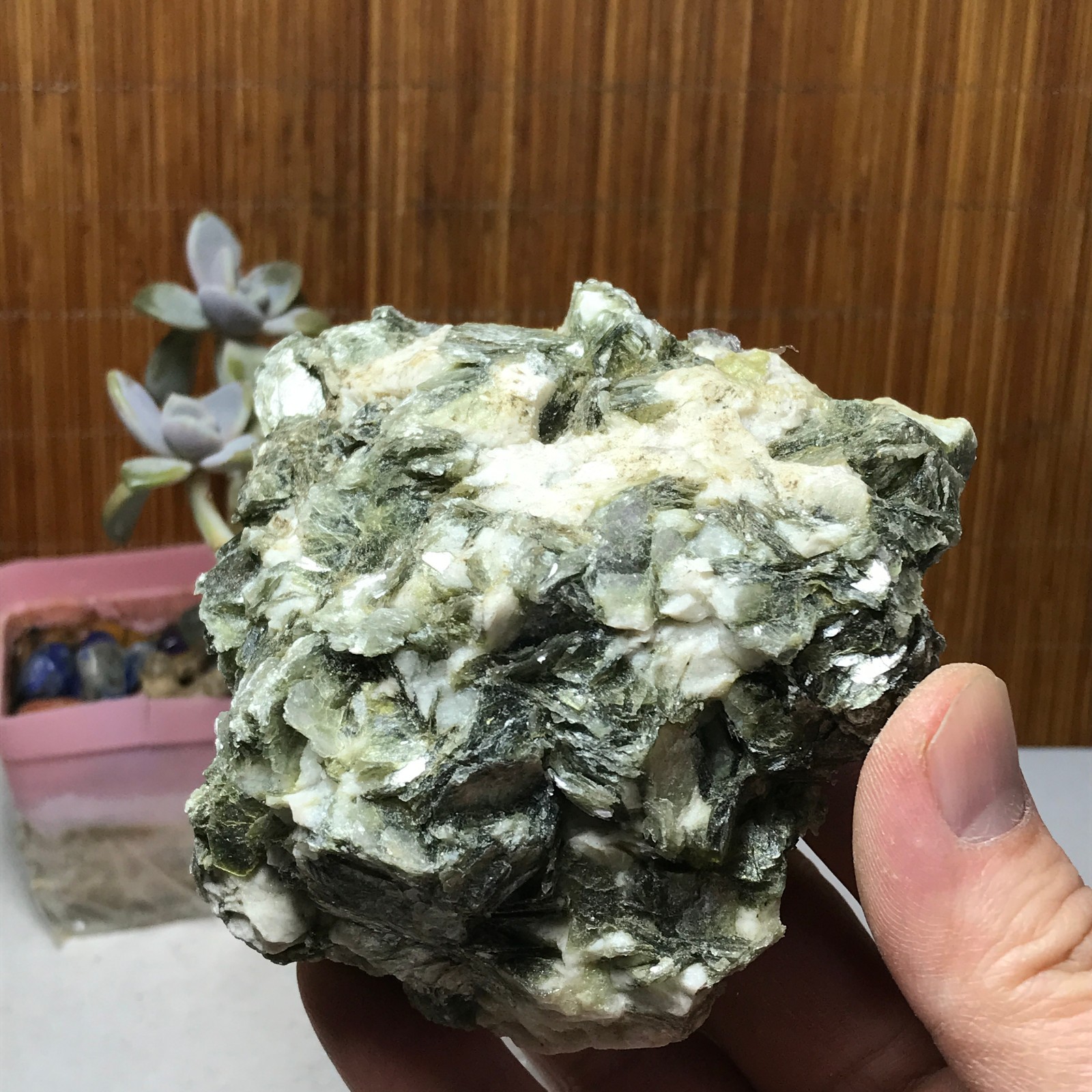 Natural Yellow mica lepidolite crystal specimen spiritual restoration 387g A6381