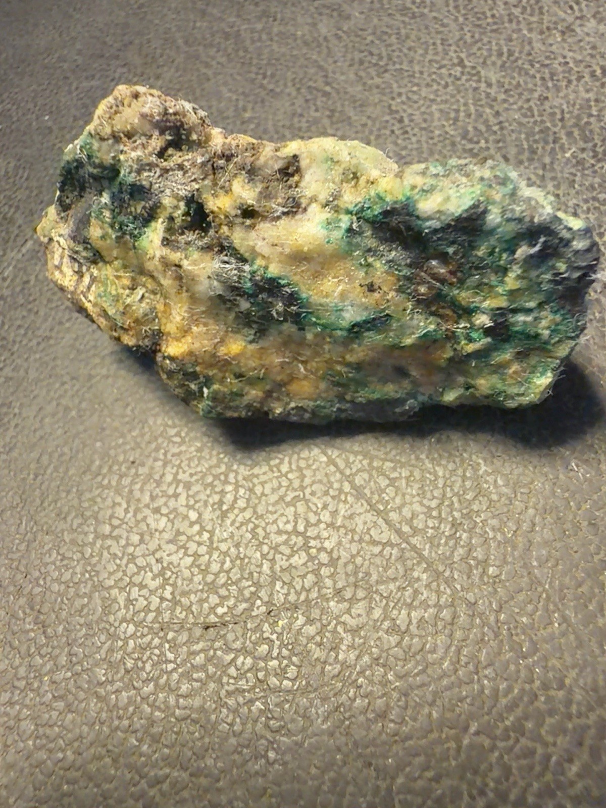 Natural Malachite on Quartz Copper Ore Mineral Specimen Green Crystal Rough 2”