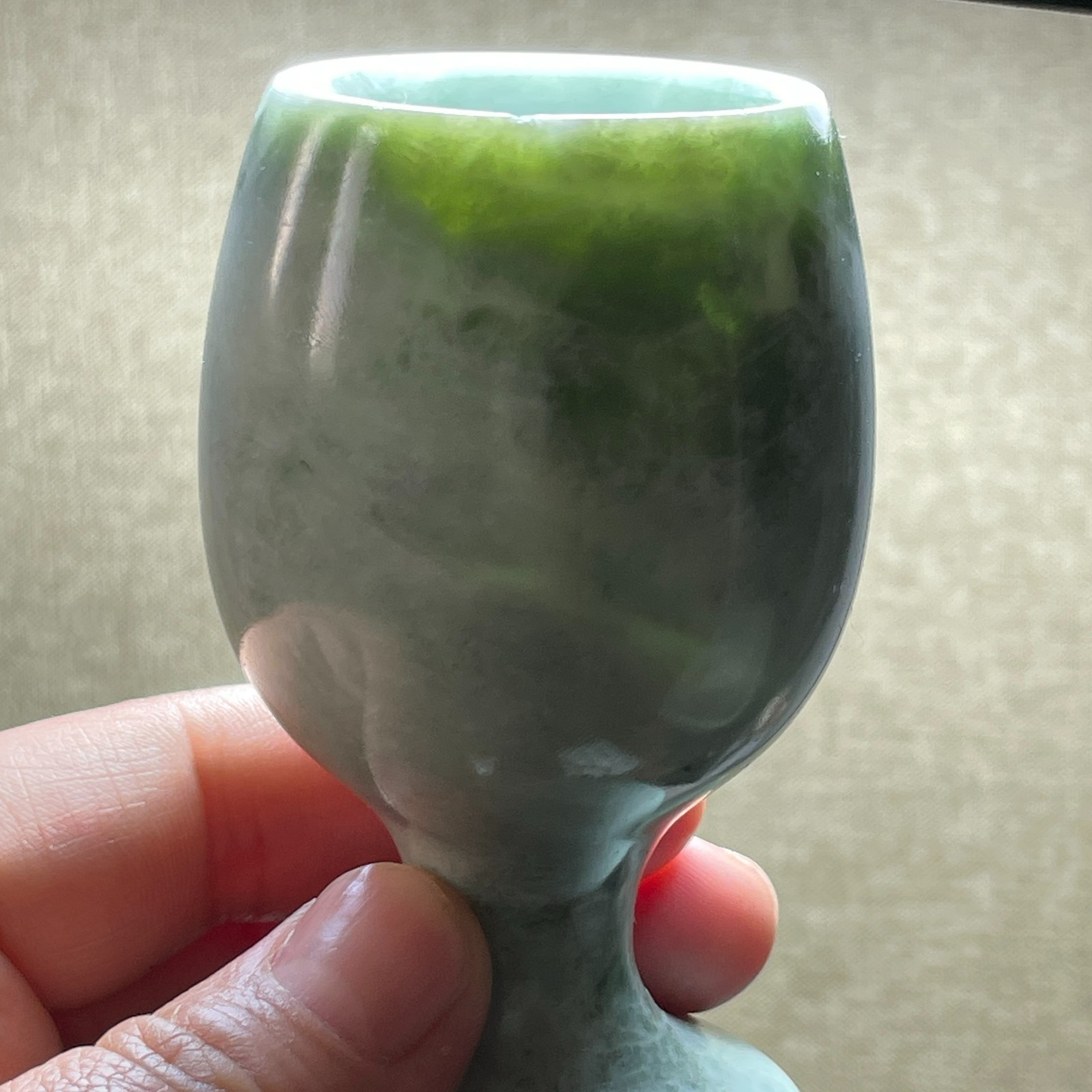 3.4 in Jade stone Cup Goblets Wine Glasses Random 1pcs