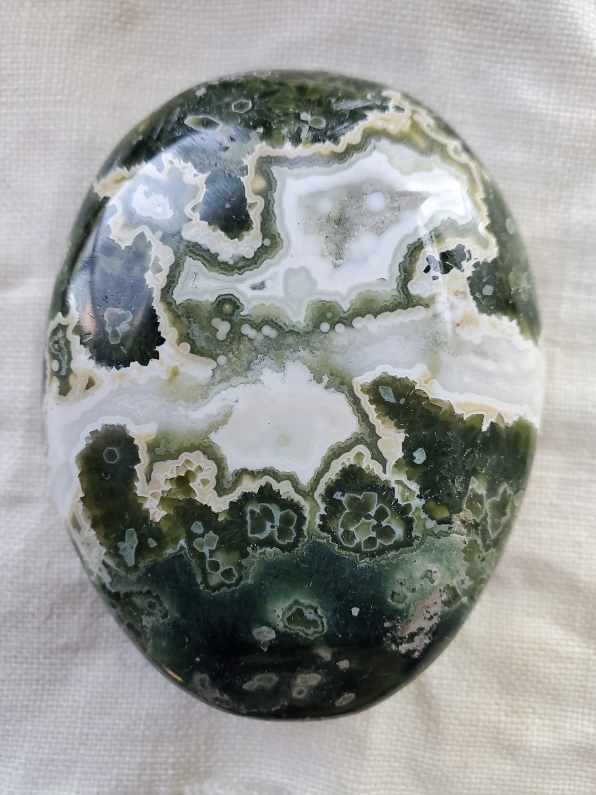 Natural Mexico Crazy Lace Agate w Druzy Quartz Crystal Palm Stone Specimen