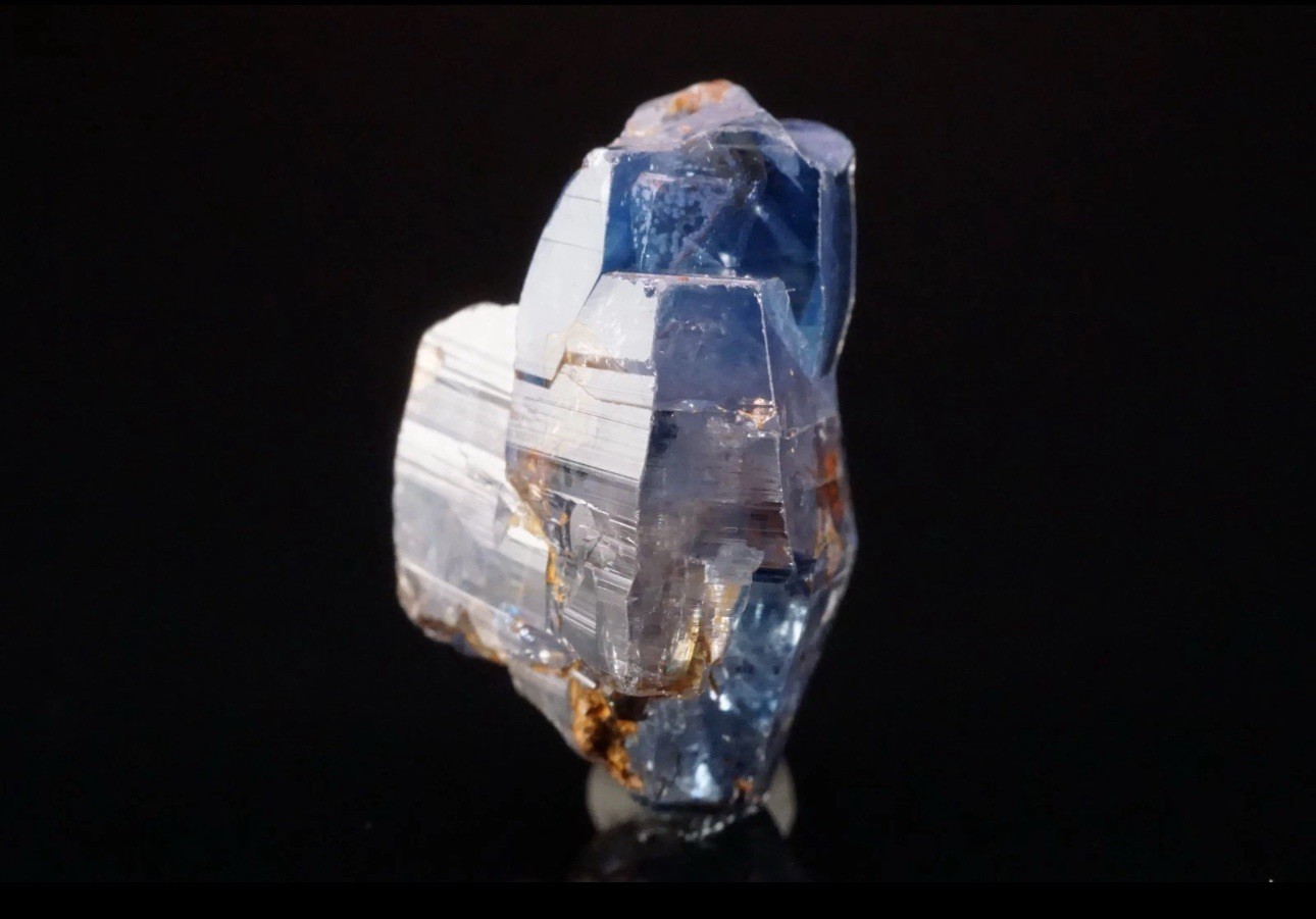RARE LOCALE Gem Sapphire Corundum Crystal KATARAGAMA, SRI LANKA