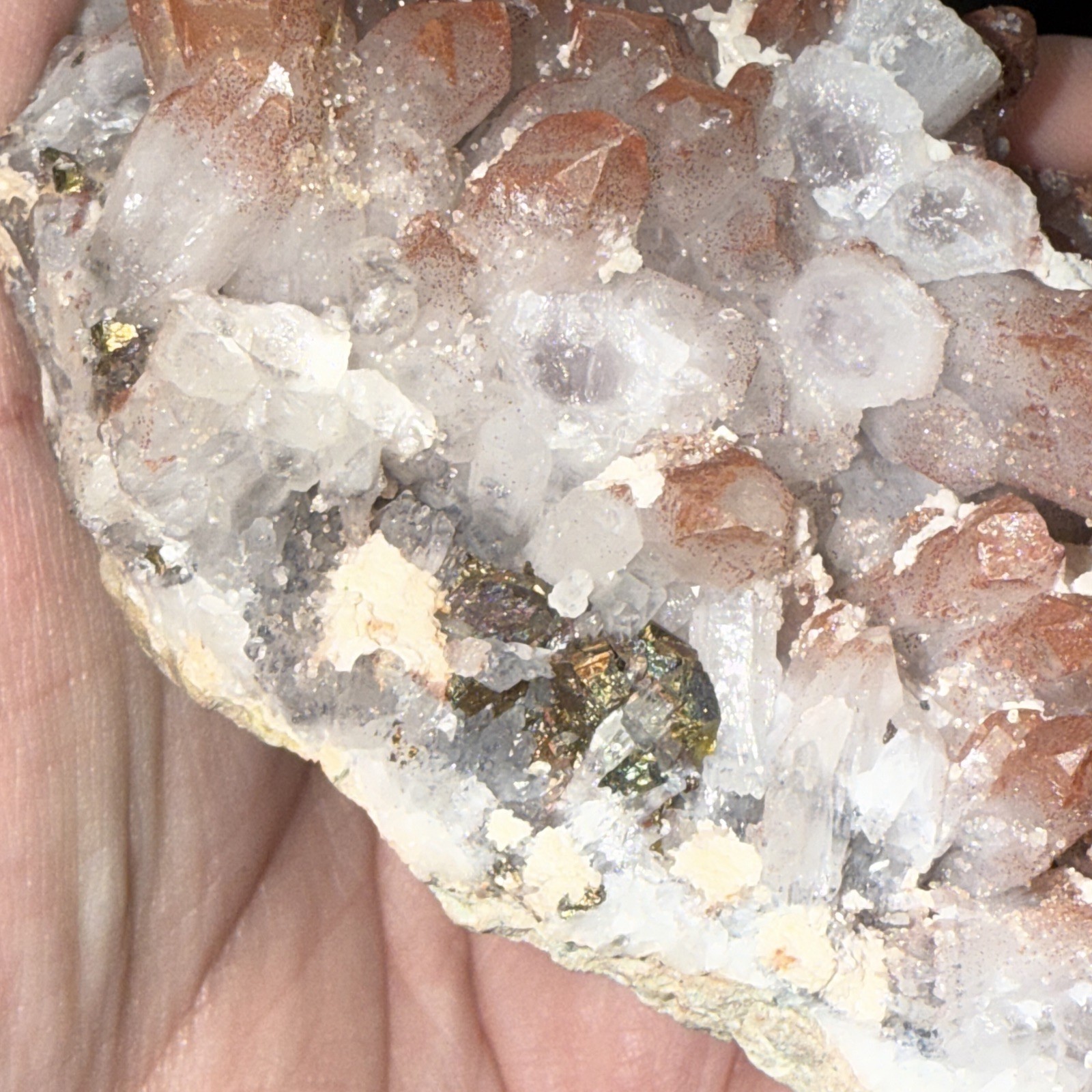 Quartz Crystal Cluster with Iron Staining And Bornite 4in x 2.5in x 2in 330g