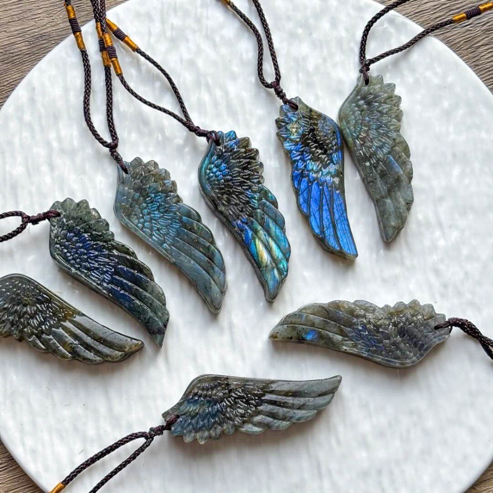 Natural Labradorite Angel Wings Pendant Necklace Carved Crystal Healing Gift1pcs