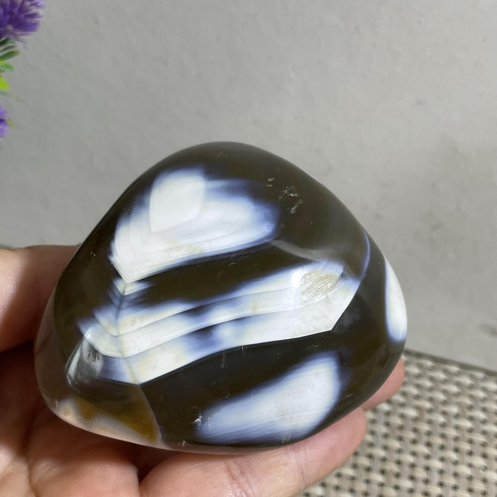 298g Natural Genuine Flower skin Agate Quartz Crystal Stone Mineral Specimen