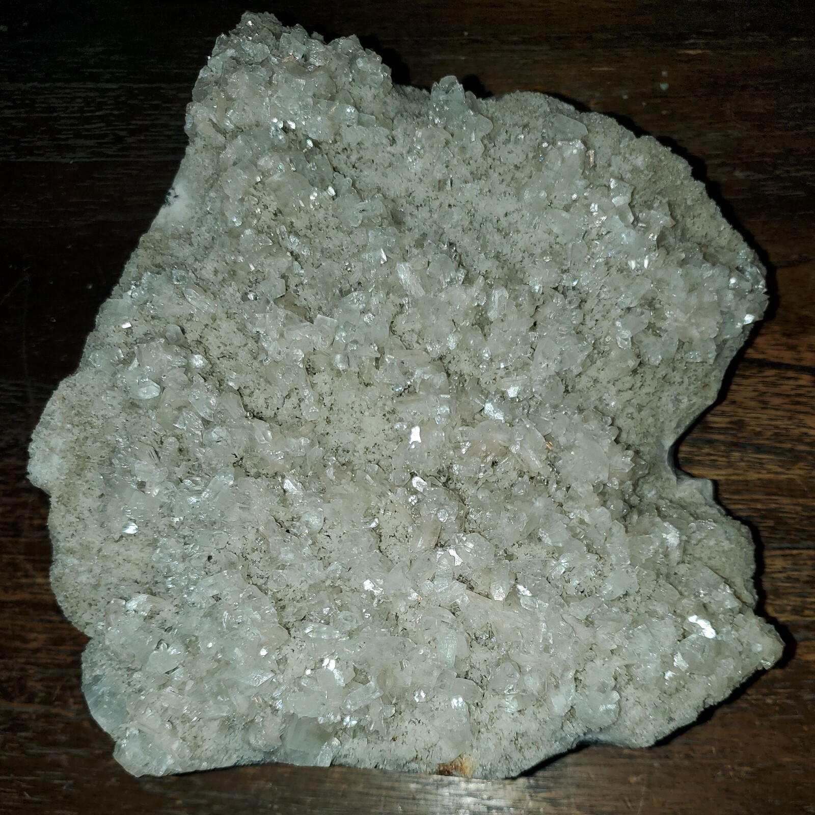Apophylite and Stilbite on Chalcedony Approx 6lbs 14.2oz, 8in x 7in x 3.25in