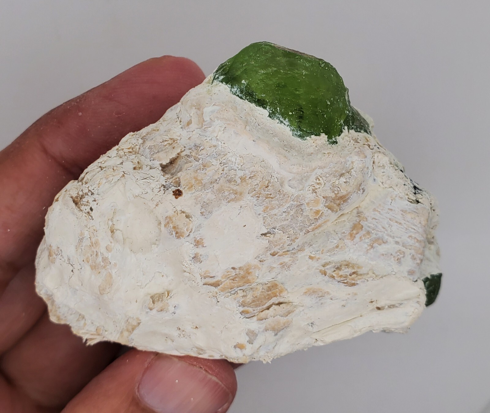 Peridot 500 ct Specimens