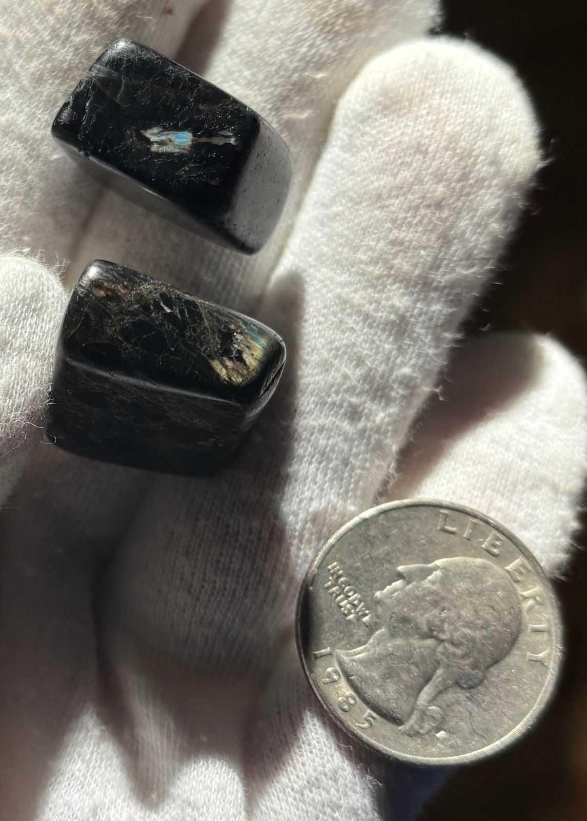 21g LOT 2 REAL NUUMITE/NUUMMITE/NUMMITE TUMBLES TUMBLE TUMBLED STONE STONES