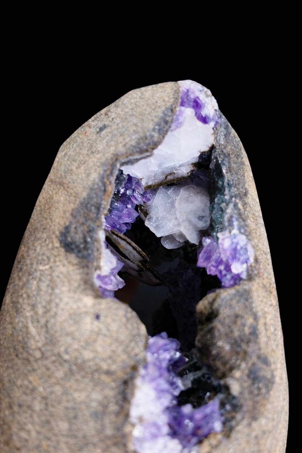 Natural Amethyst Geode Quartz Cluster Crystal Specimen 95g 6x4cm