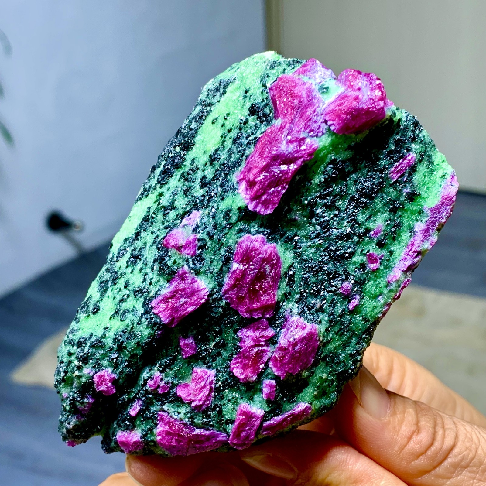 350G Natural green Ruby zoisite (anylite) crystal Chakra Healing Energy