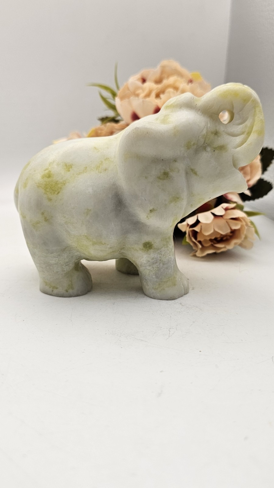 Large Lantian Jade Crystal Elephant carving crystal Luck Prosperity 671g 9x11cm