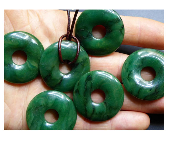 DARK GREEN JADE DONUTS 5 PIECES 30mm – Gorgeous Lucky Amulet – Nephrite Jade