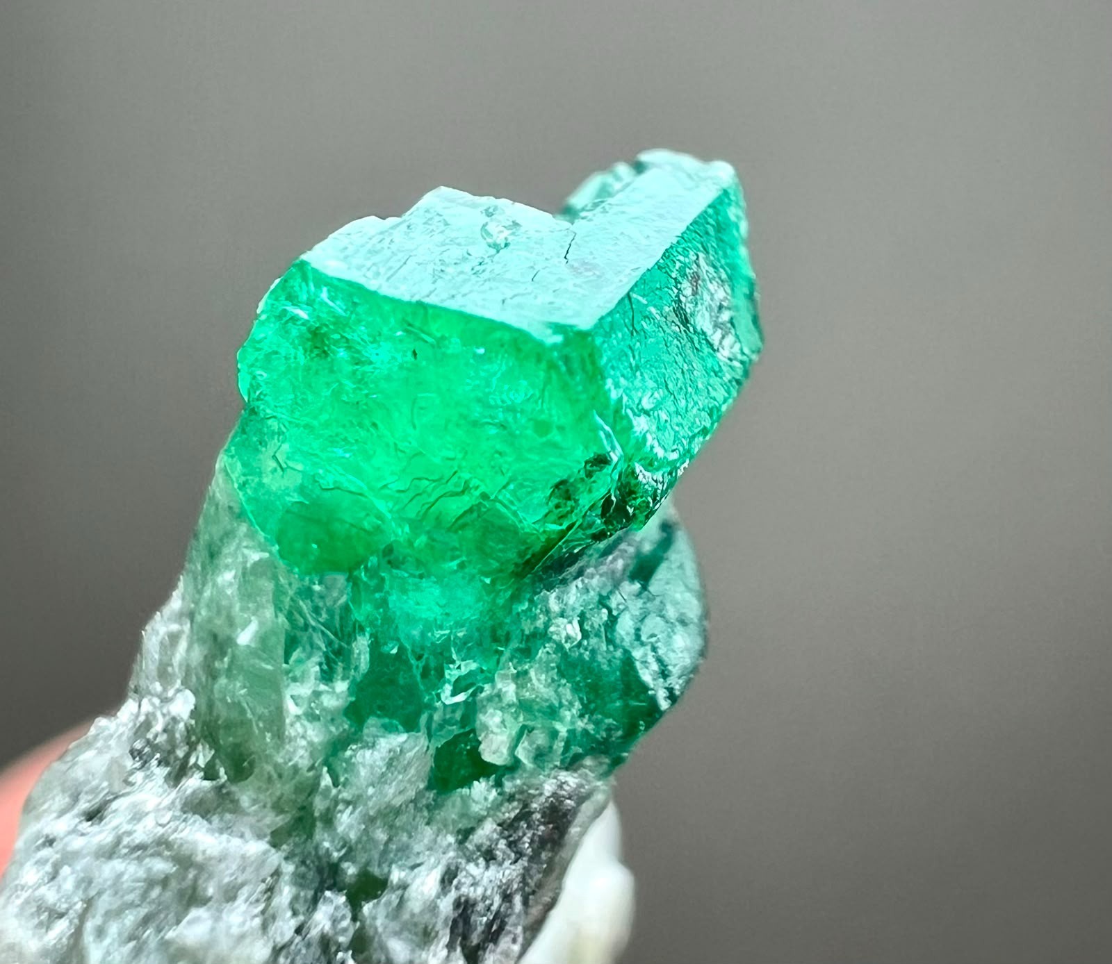 17 CT, Top Quality Natural Green Emerald Crystal on Matrix From Swat Pakistan