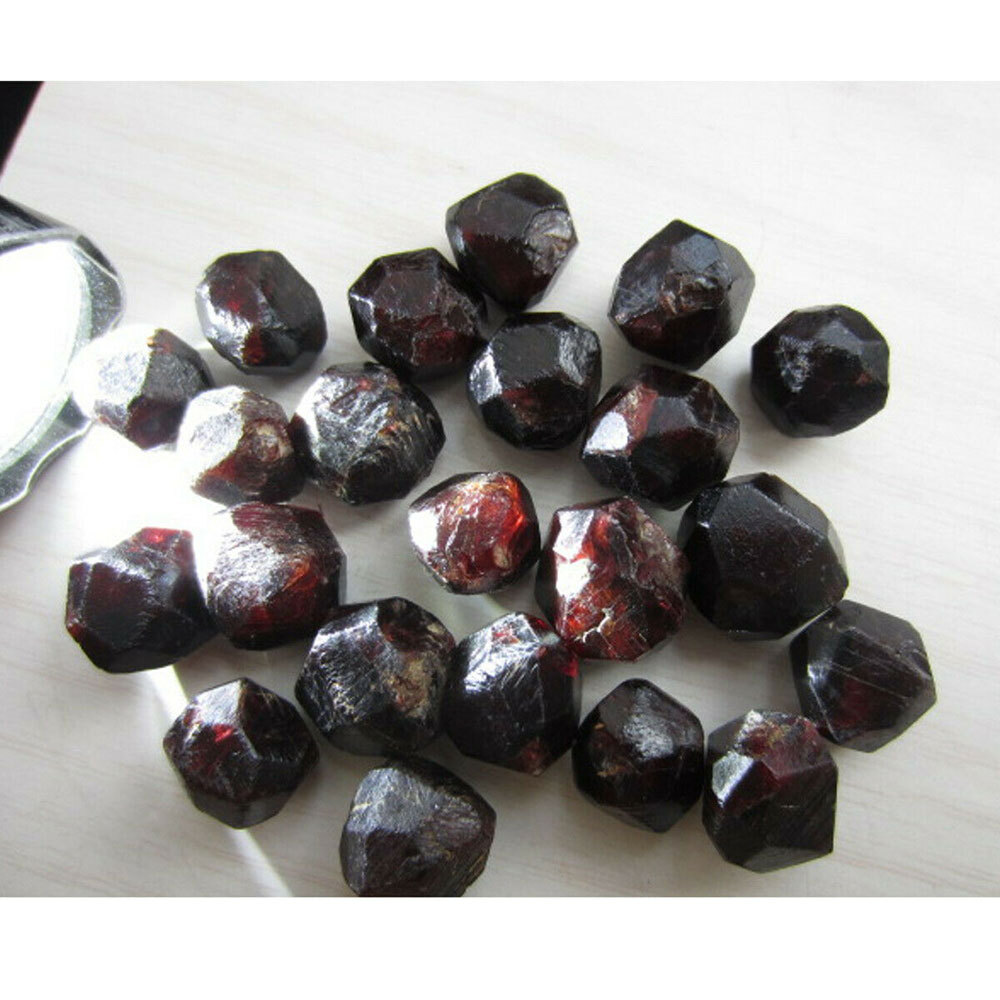 Wholesale Natural Rare RED Pyrope Garnet Crystal Mineral Gemstone Rough 3-4cm
