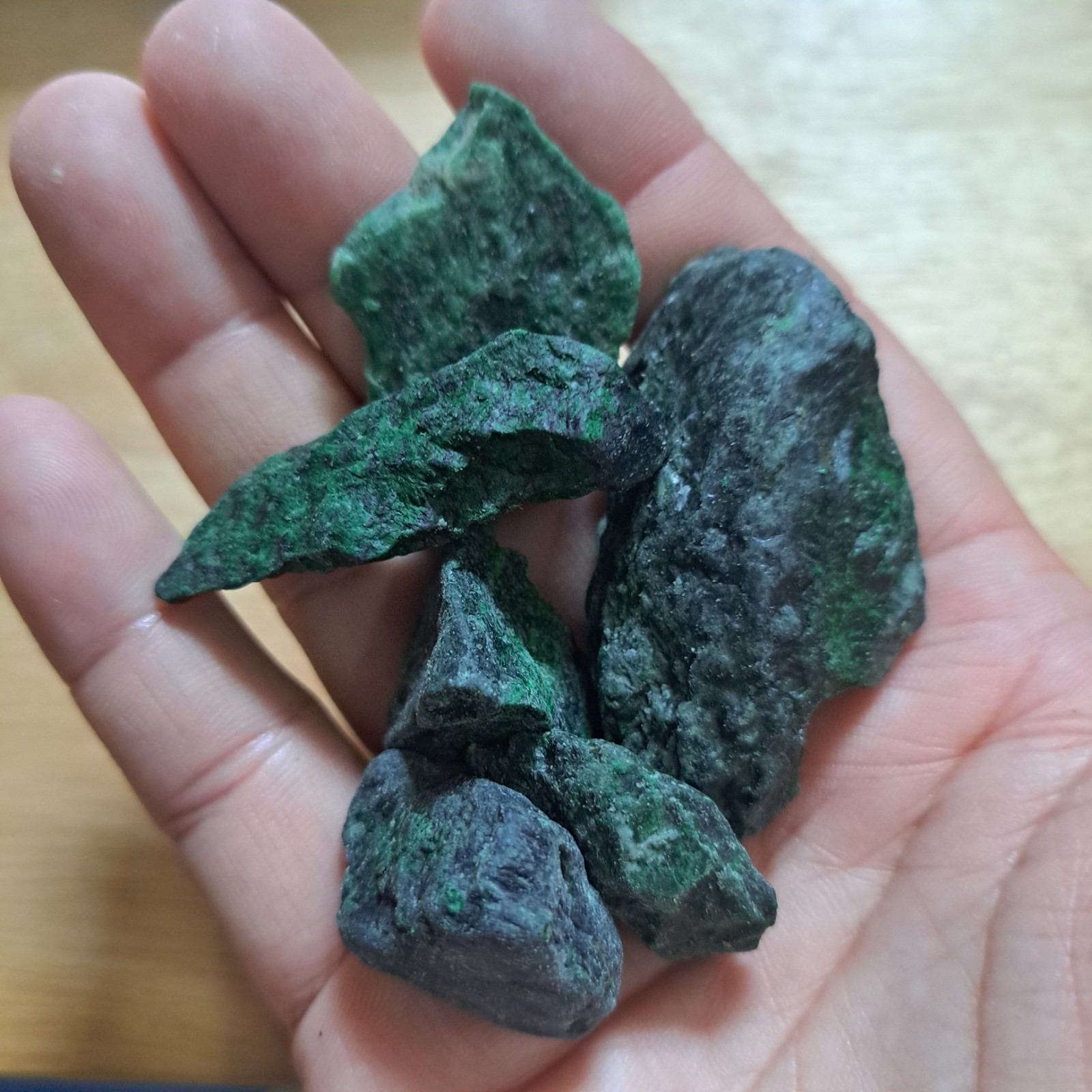 Rare Natural Maw Sit Sit Jadeite Burma Green Genuine Rough Untreated 98 g.10