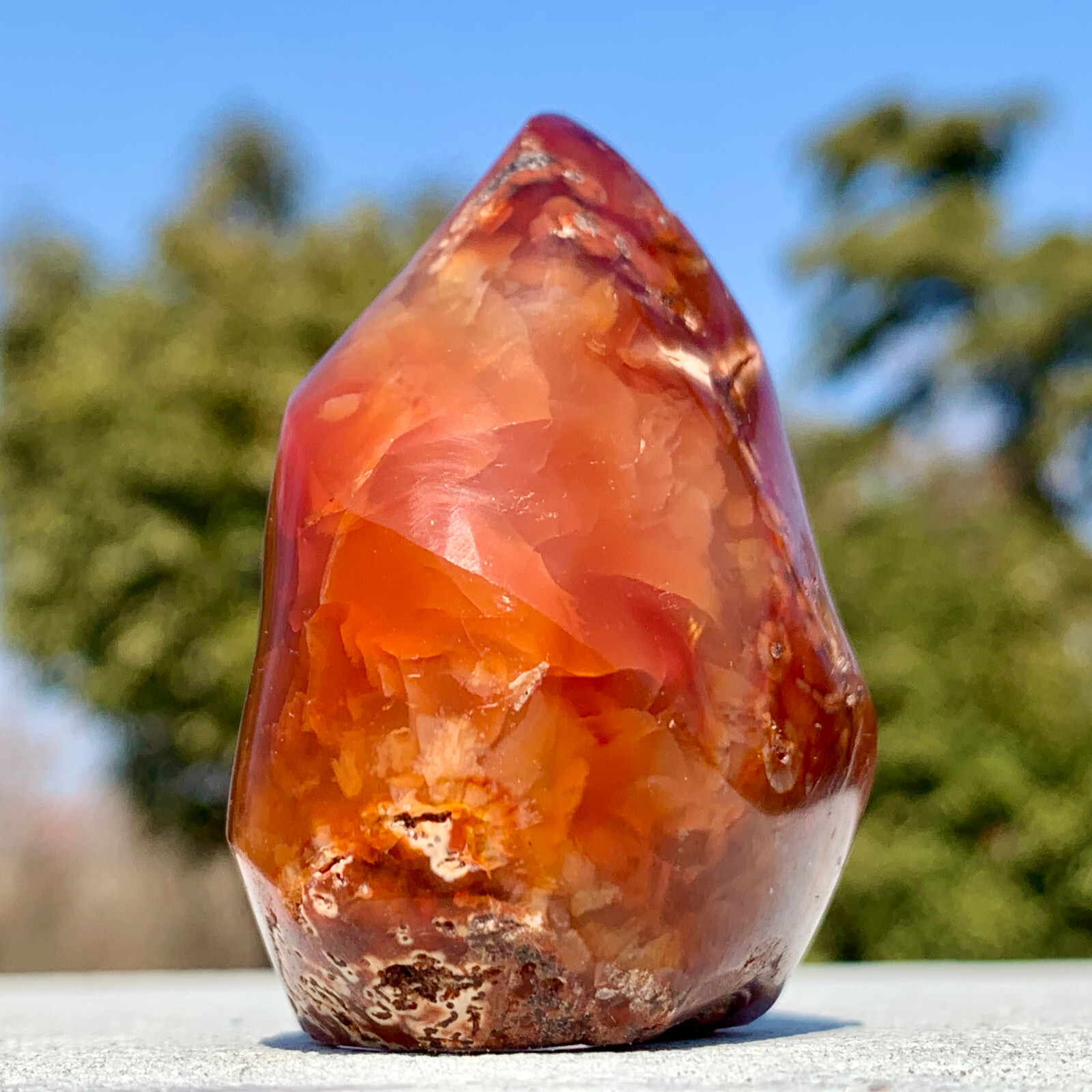 107G Natural Polished Red Sardonyx Agate Quartz Crystal Stone Carved Flame Hea