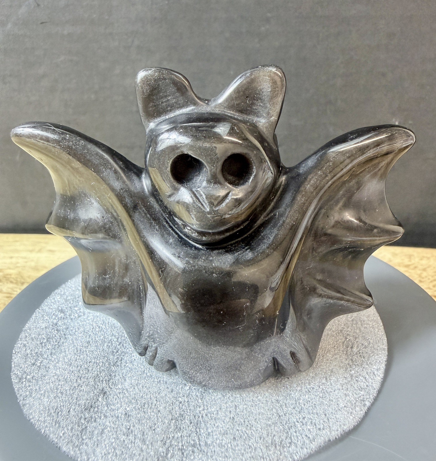 Crystal Silver Sheen Obsidan Bat carving Spiritual Witch Altar collect meditate