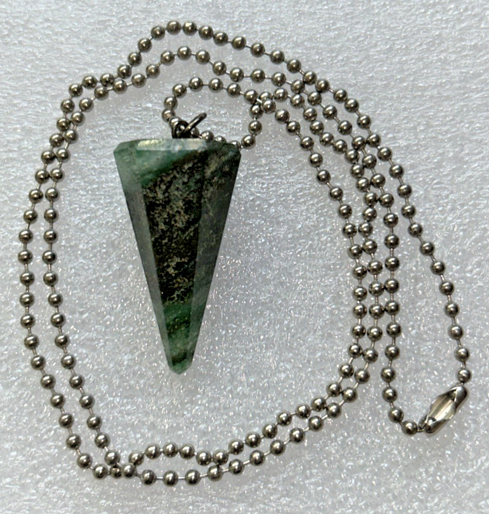 Dowsing Fluorite Pendulum Crystal Mineral Reiki Divination Healing GREAT ENERGY!