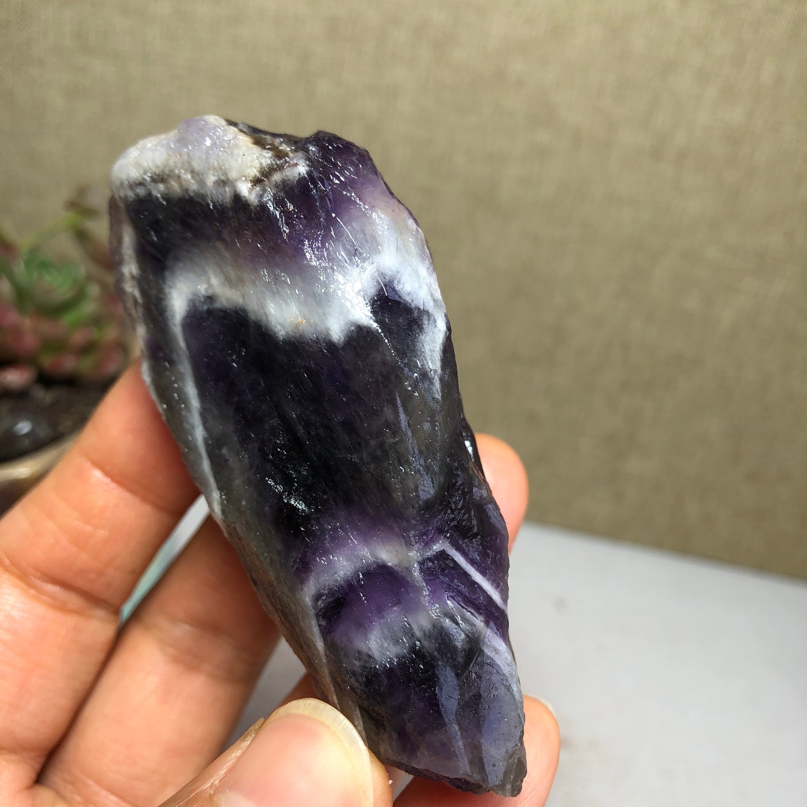 74mm Natural Dream Amethyst gemstone rough Crystal uncut specimens 105g A3818